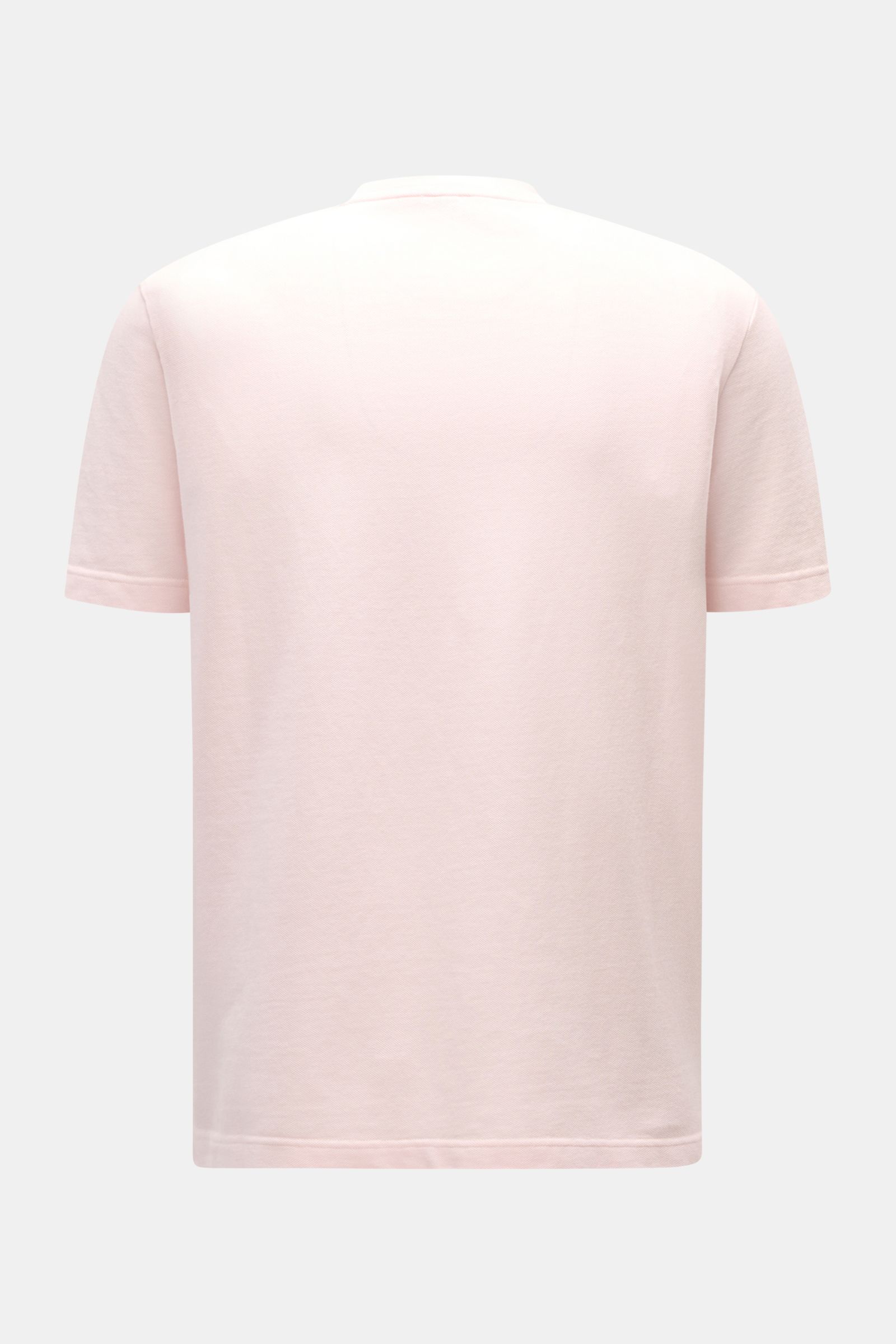 Back view of the 04651/ A trip in a bag Piqué T-shirt rose in slim fit, pure cotton with crew neck and ribbed bands.

Summer essential: This piqué T-shirt from 04651/ A TRIP IN A BAG is a versatile staple that's perfect for warm days.

Pure