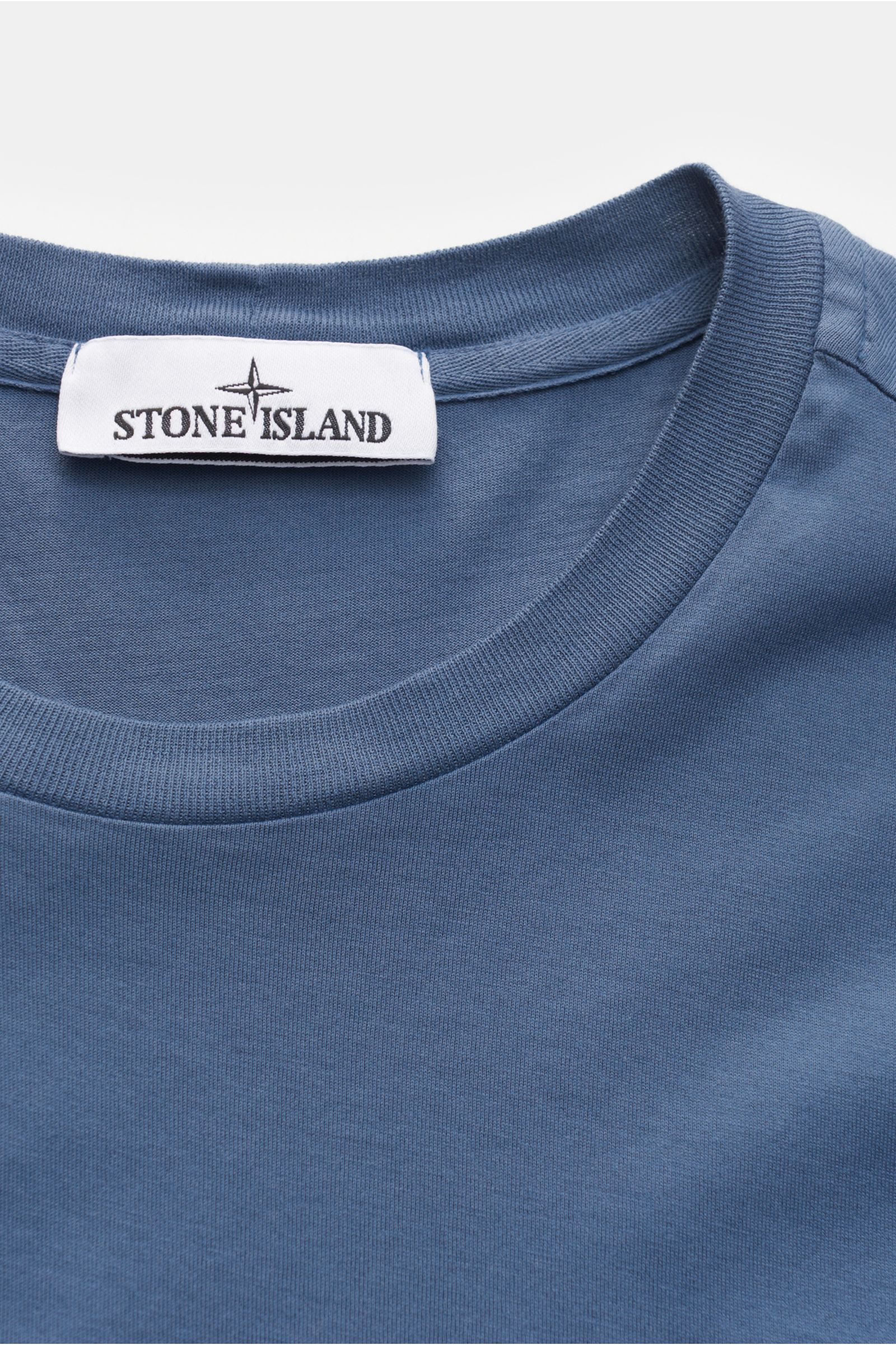 STONE ISLAND Rundhals-Longsleeve graublau | BRAUN Hamburg 