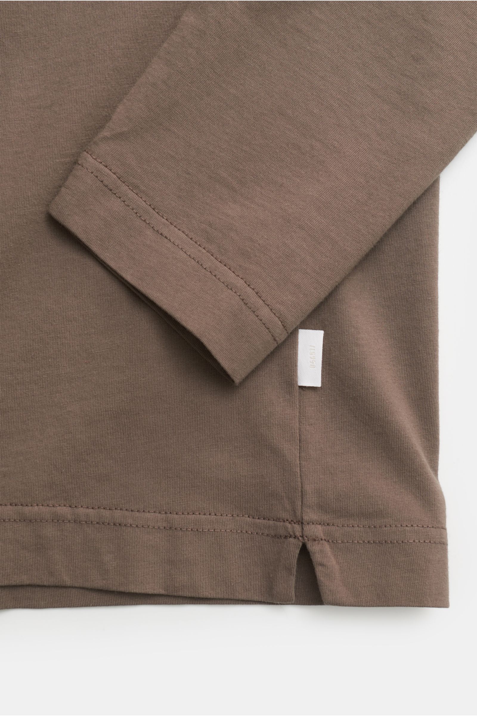 04651/ A trip in a bag Rundhals-Longsleeve taupe