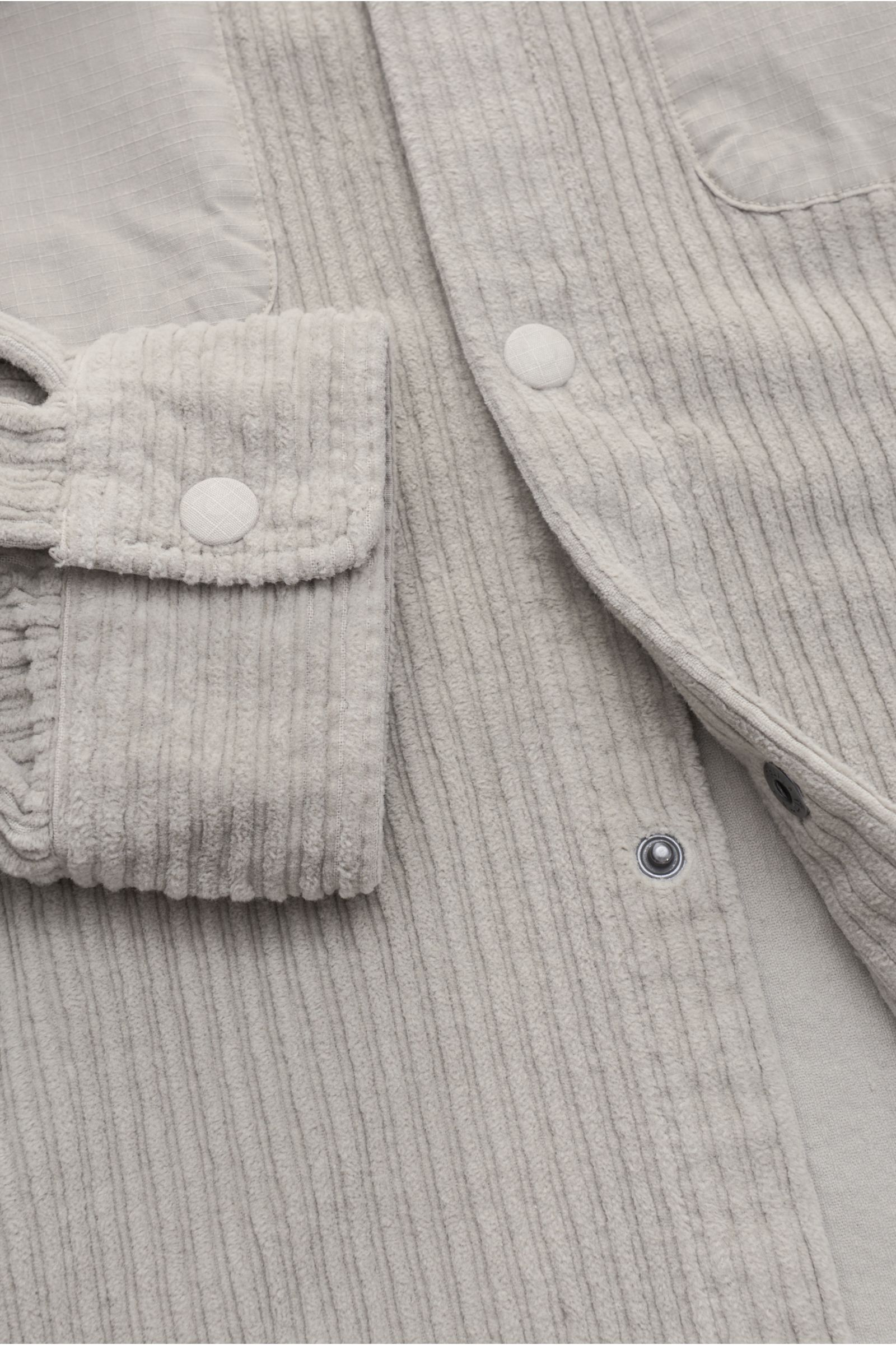 04651/ A trip in a bag Cord-Overshirt 'Oyster' hellgrau