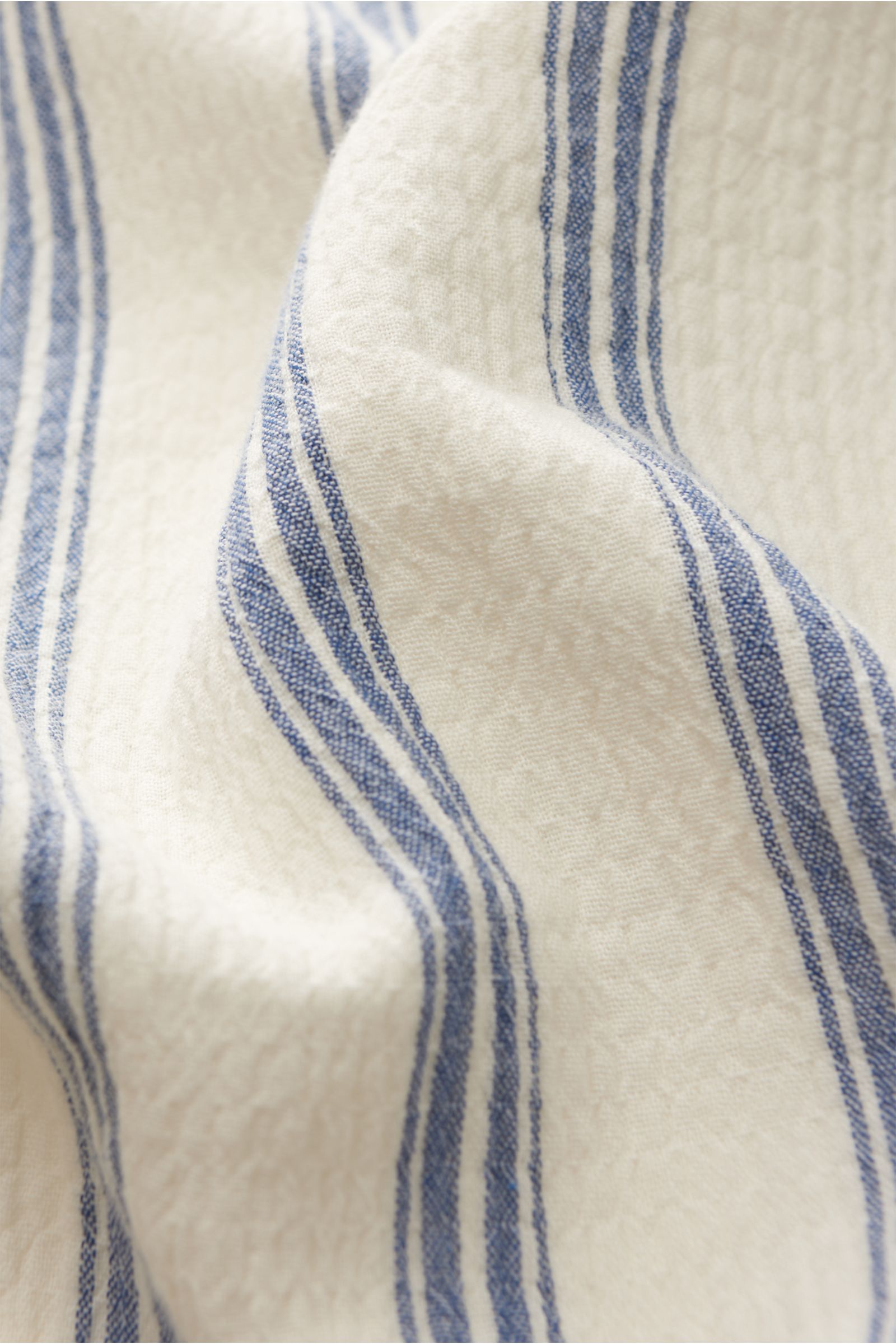 04651/ A trip in a bag Seersucker overshirt navy/cream striped