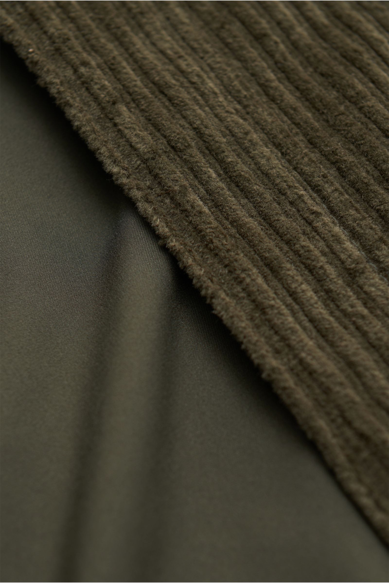 04651/ A trip in a bag Cord-Wendeovershirt 'Reversible' dark olive