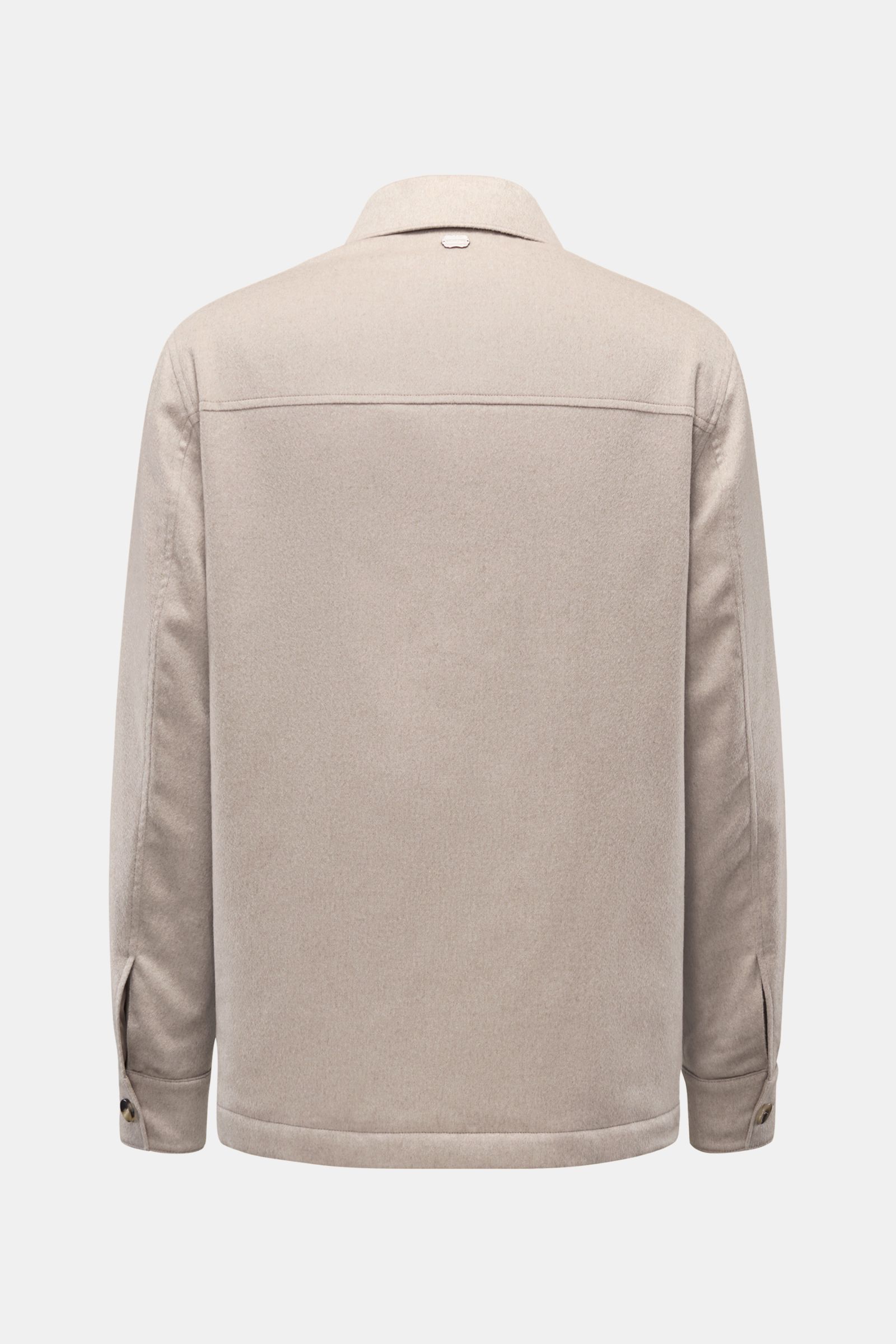 Agnona Cashmere Flanell-Overshirt beige Rückansicht, leicht wattiert, Slim Fit, Umlegekragen, Ärmel mit Knopf, Metall-Logo hinten.