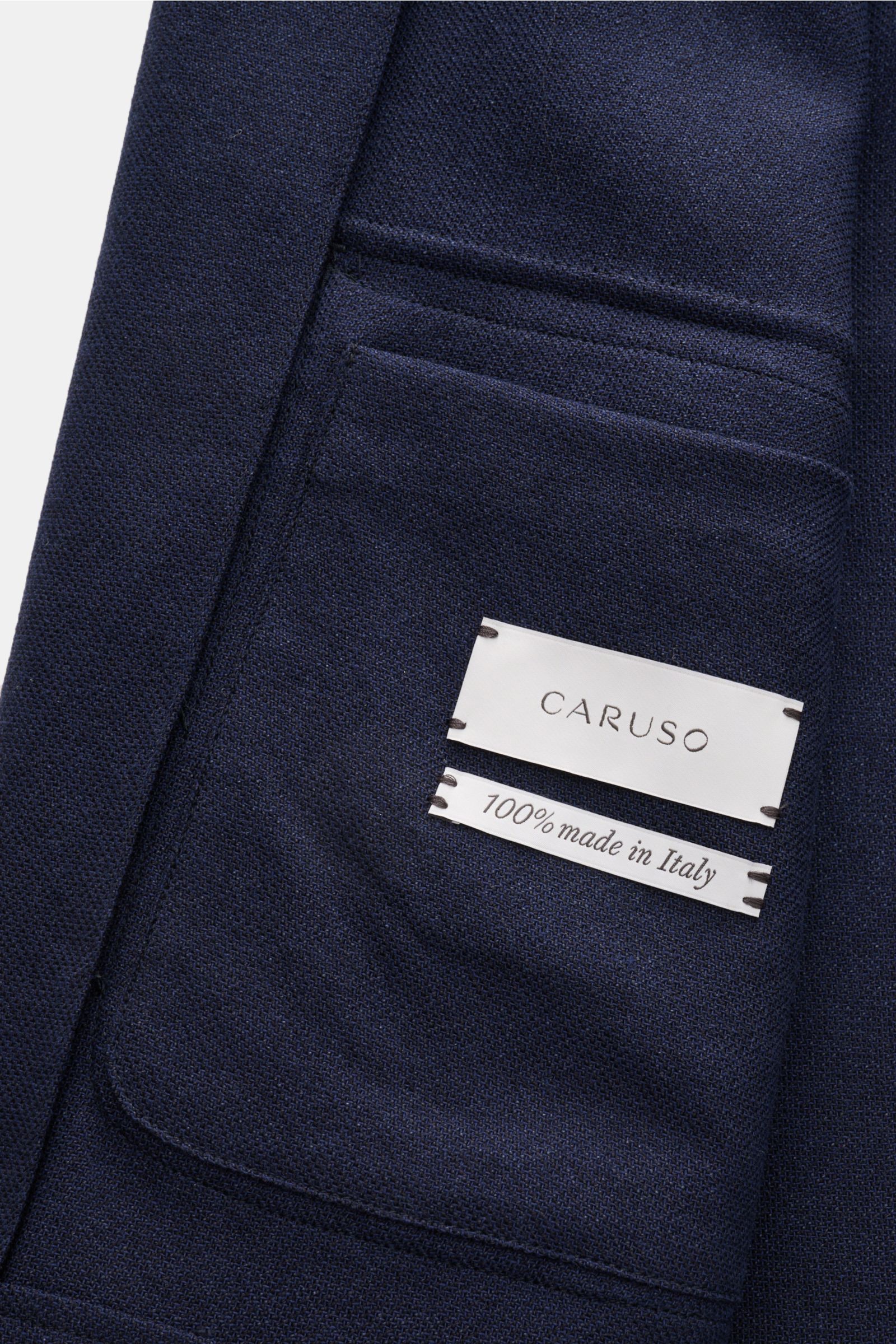Caruso Overshirt 'Dalila' navy, Nahaufnahme der Innentasche mit Label, Baumwoll-Woll-Seiden-Mix, Slim Fit, Vier-Knopf-Leiste, Unconstructed Design.