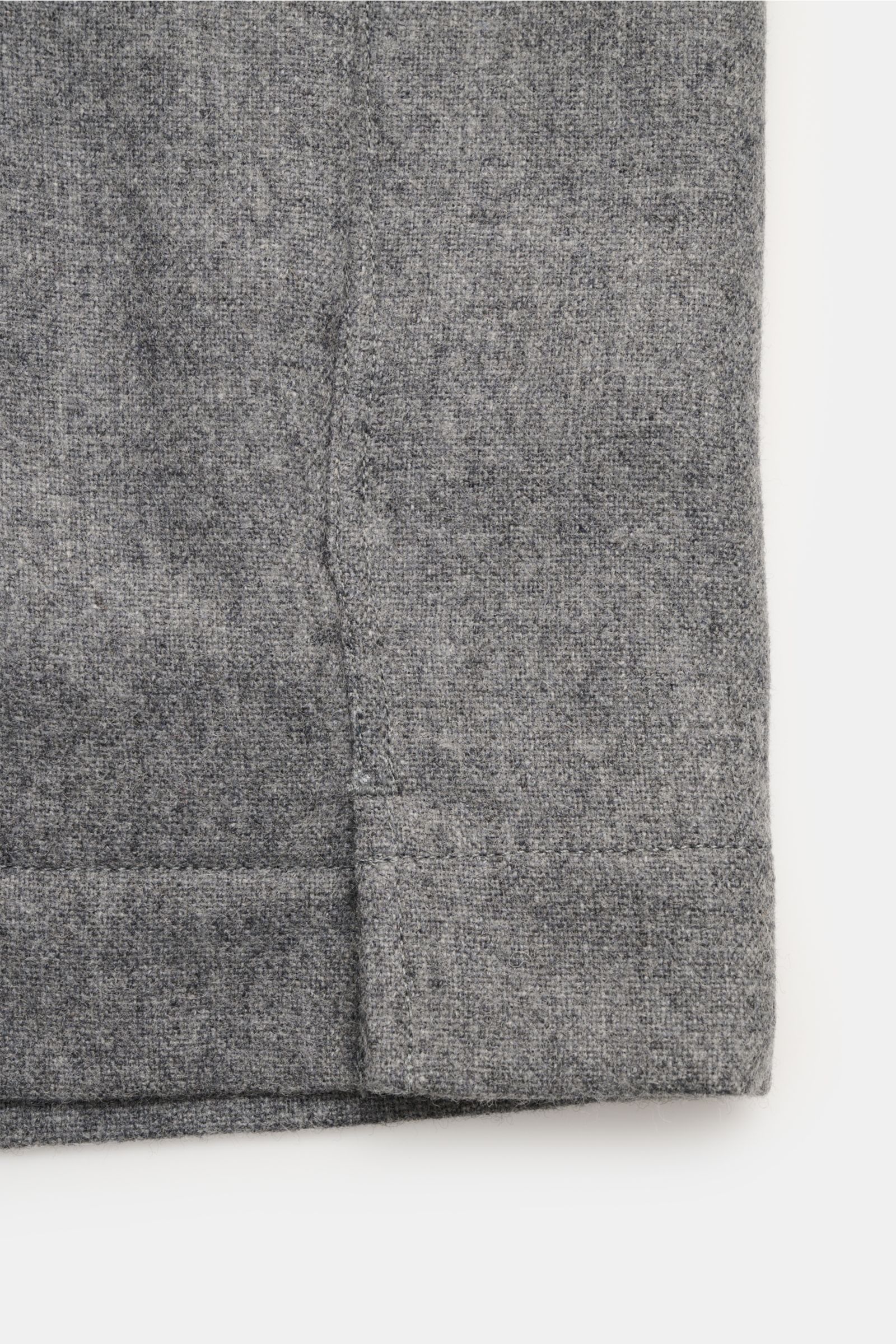 Close-up front view of the 04651/ A trip in a bag Overshirt dunkelgrau meliert showing soft wool blend fabric and detailed stitching.