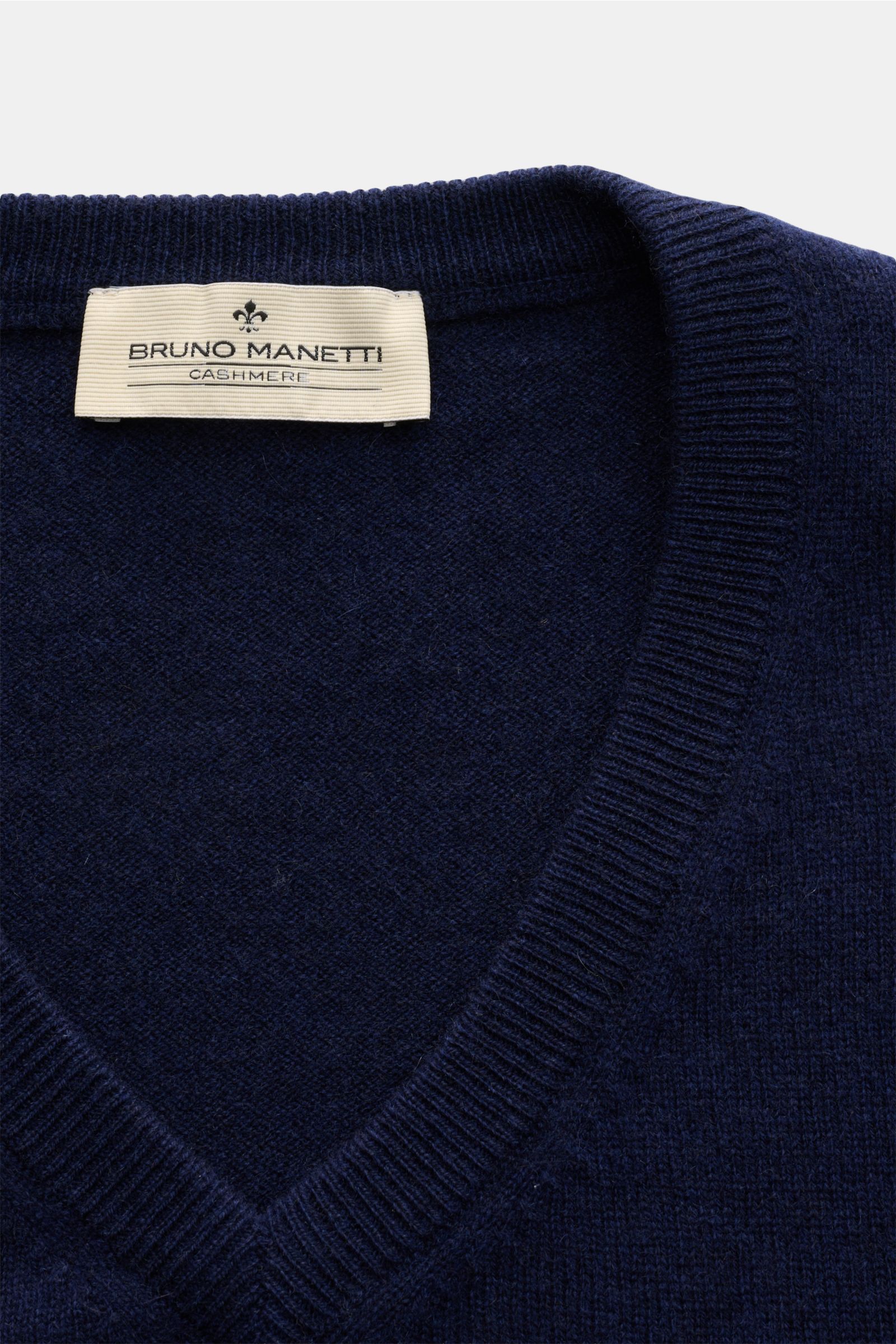 Bruno Manetti Cashmere V-Neck Pullover navy, Nahaufnahme von oben, weicher, feiner Strick, V-Ausschnitt, Rippbündchen, reiner Kaschmir.