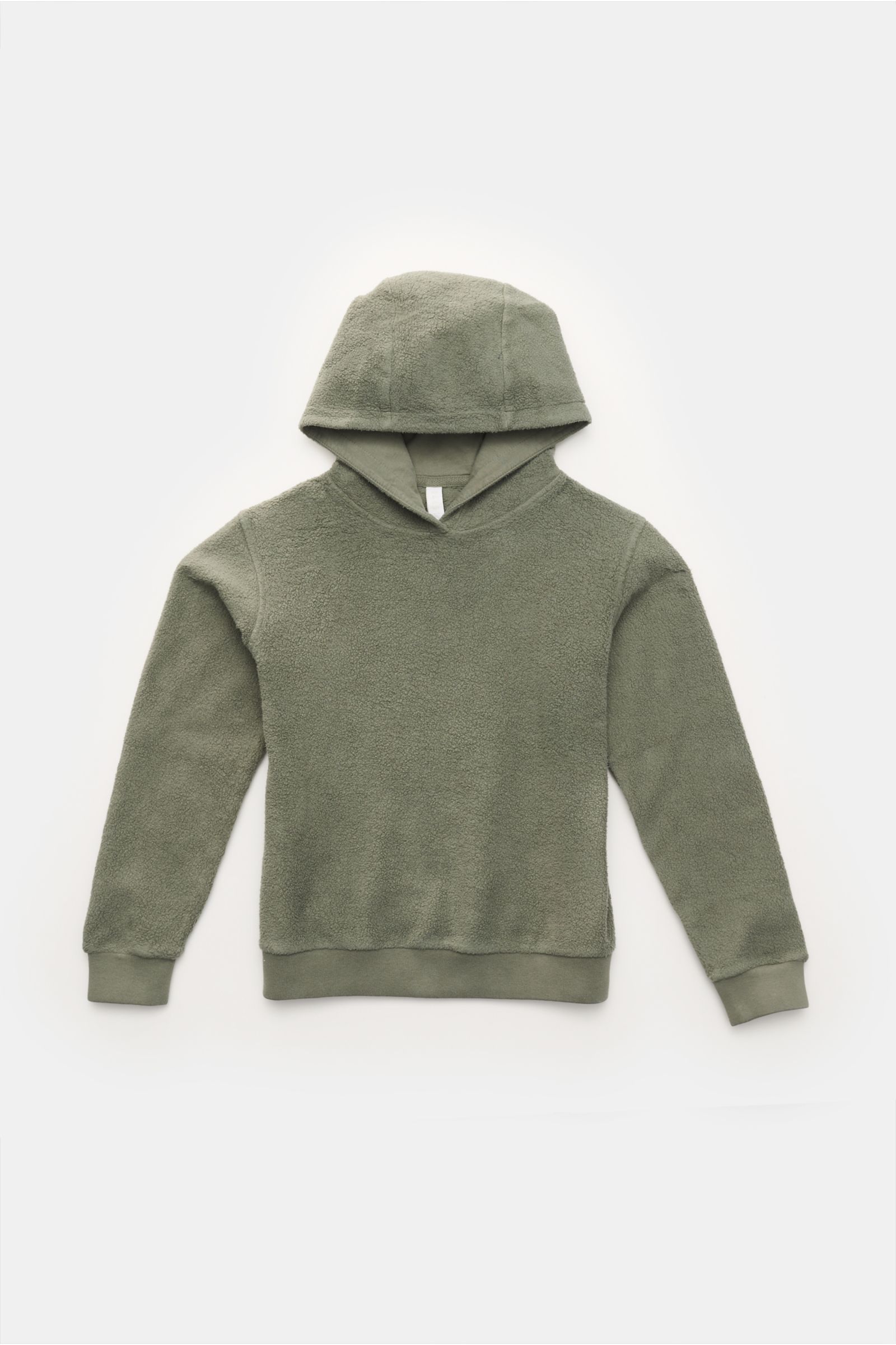 04651/ A trip in a bag Kinder Fleece-Kapuzenpullover 'Oyster Kids PF Hoody' oliv, frontal fotografiert, aus weichem Baumwoll-Fleece, slim fit, mit Kapuze und Rippbündchen.