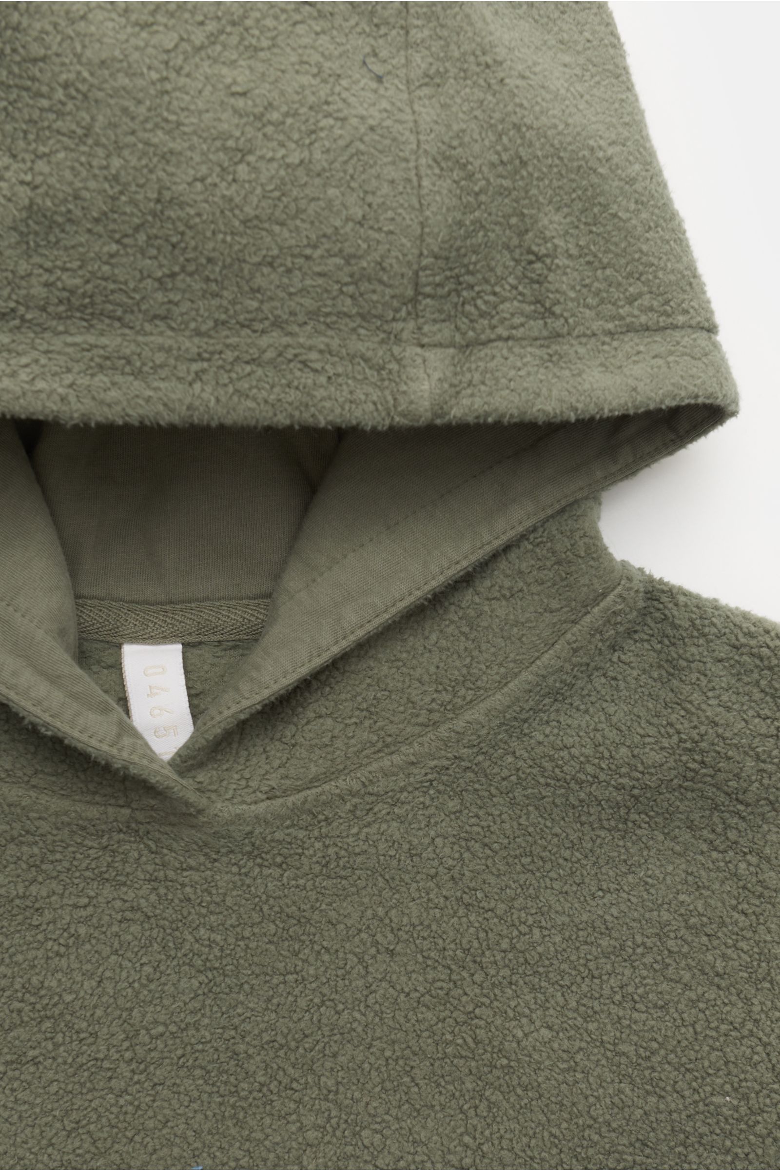 04651/ A trip in a bag Kinder Fleece-Kapuzenpullover 'Oyster Kids PF Hoody' oliv, Nahaufnahme Kapuze mit Jerseyfutter, reines Baumwoll-Fleece, slim fit, garment dyed.