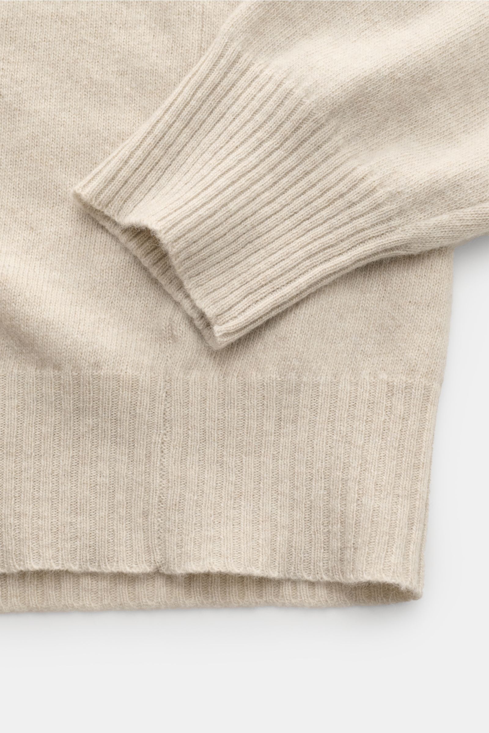 04651/ A trip in a bag Kapuzenpullover sand