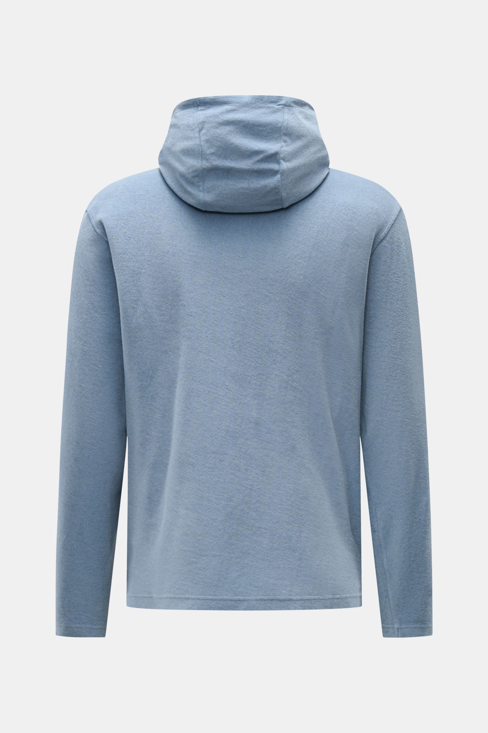 Rückansicht des 04651/ A trip in a bag Frottee-Kapuzenpullover 'Terry' rauchblau aus reiner Baumwolle, weicher Griff, Regular Fit, mit Kapuze und kleinem Weblabel in der Seitennaht, sommerlich lässig.