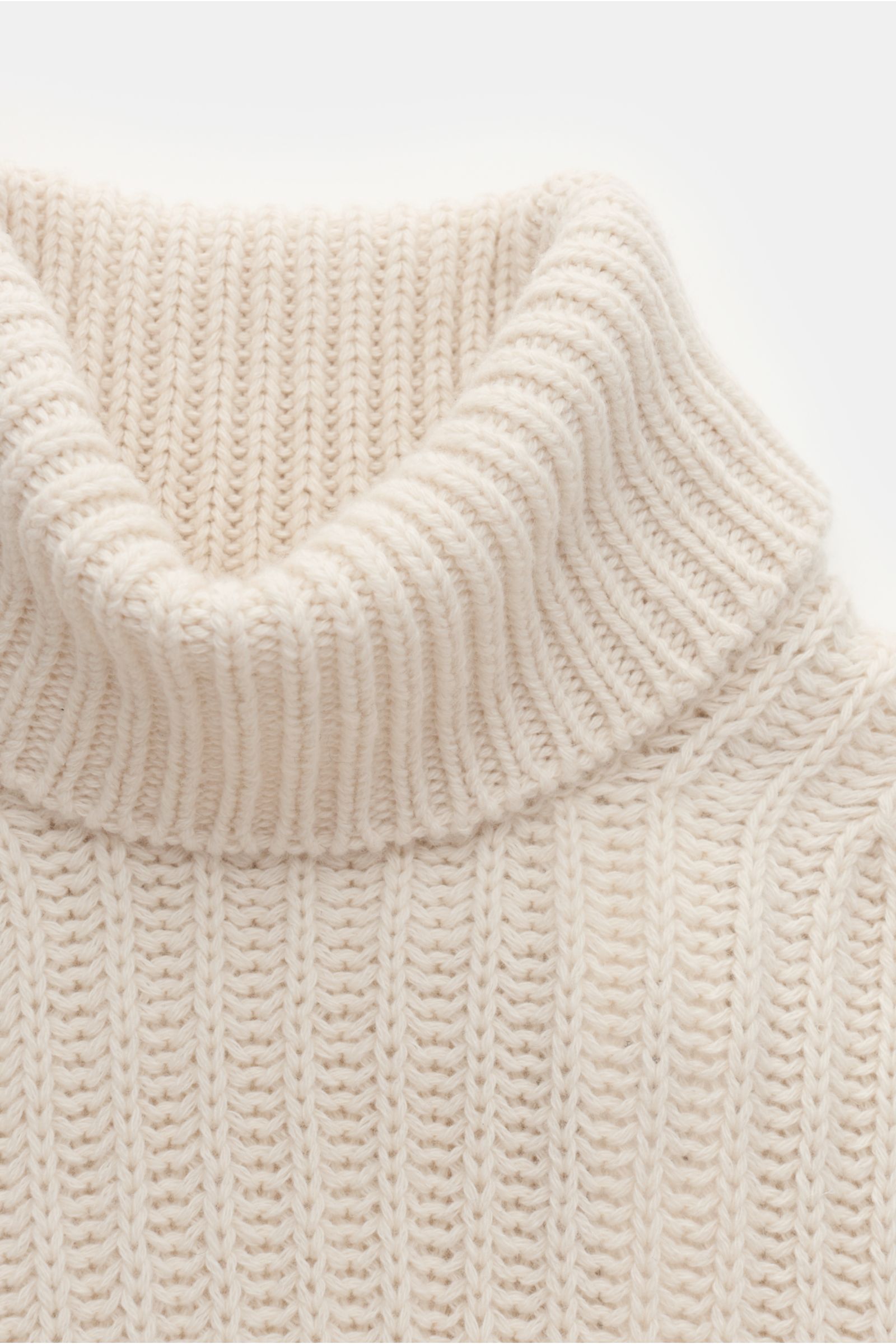 von Braun Cashmere turtleneck jumper cream