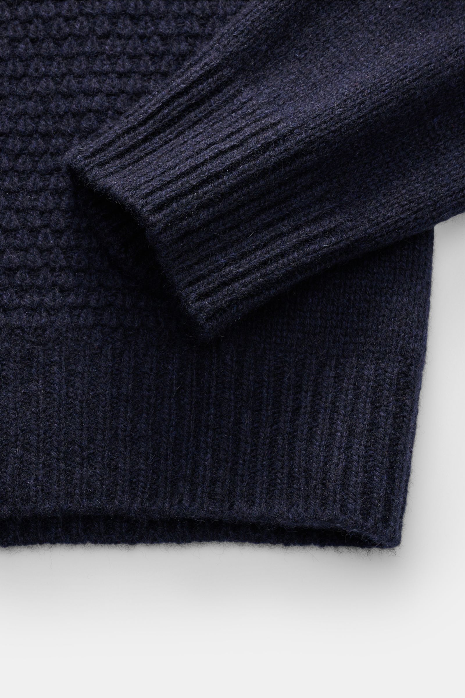 04651/ A trip in a bag Cashmere Rollkragenpullover navy