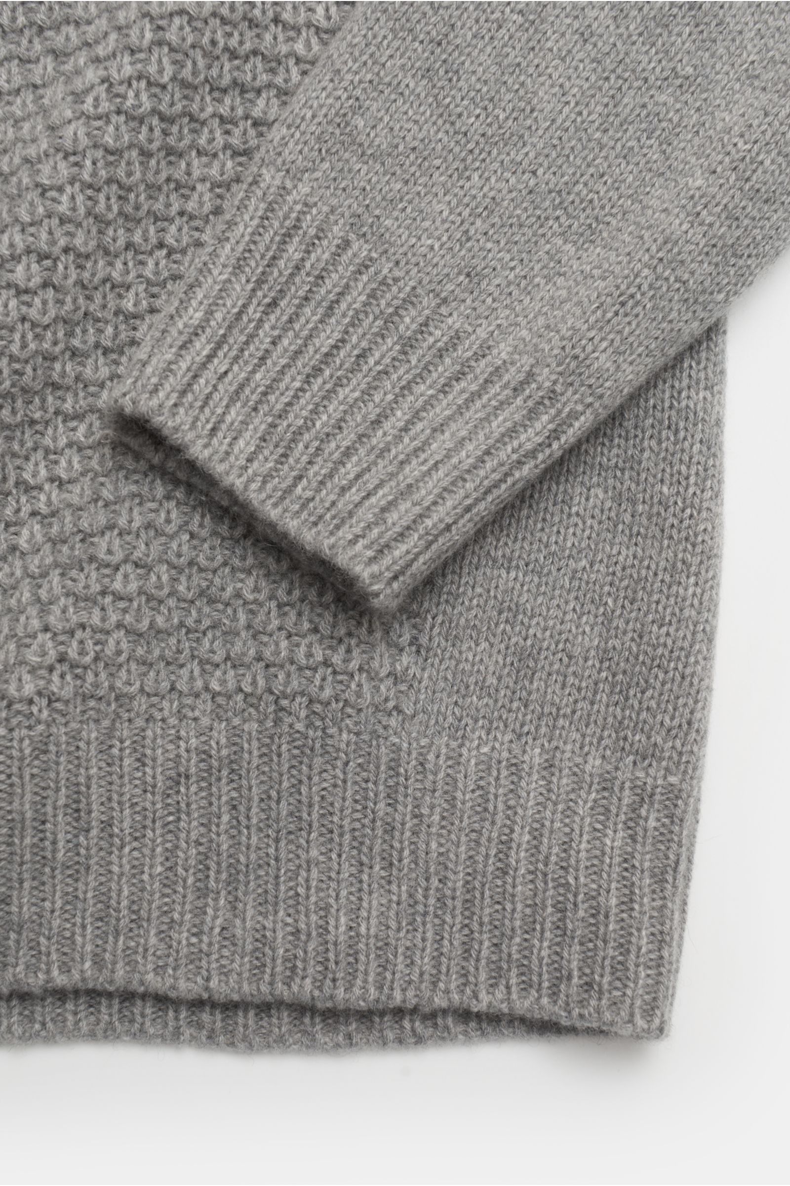 04651/ A trip in a bag Cashmere turtleneck jumper grey