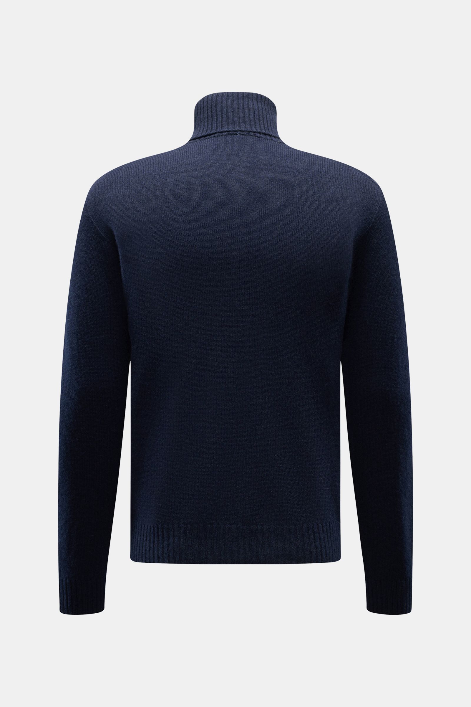 Rear view of the 04651/ A trip in a bag Cashmere Rollkragenpullover navy, a navy blue turtleneck sweater made of 100% cashmere with ribbed cuffs and collar, fine knit texture, and regular fit, showcasing timeless comfort for cold seasons.