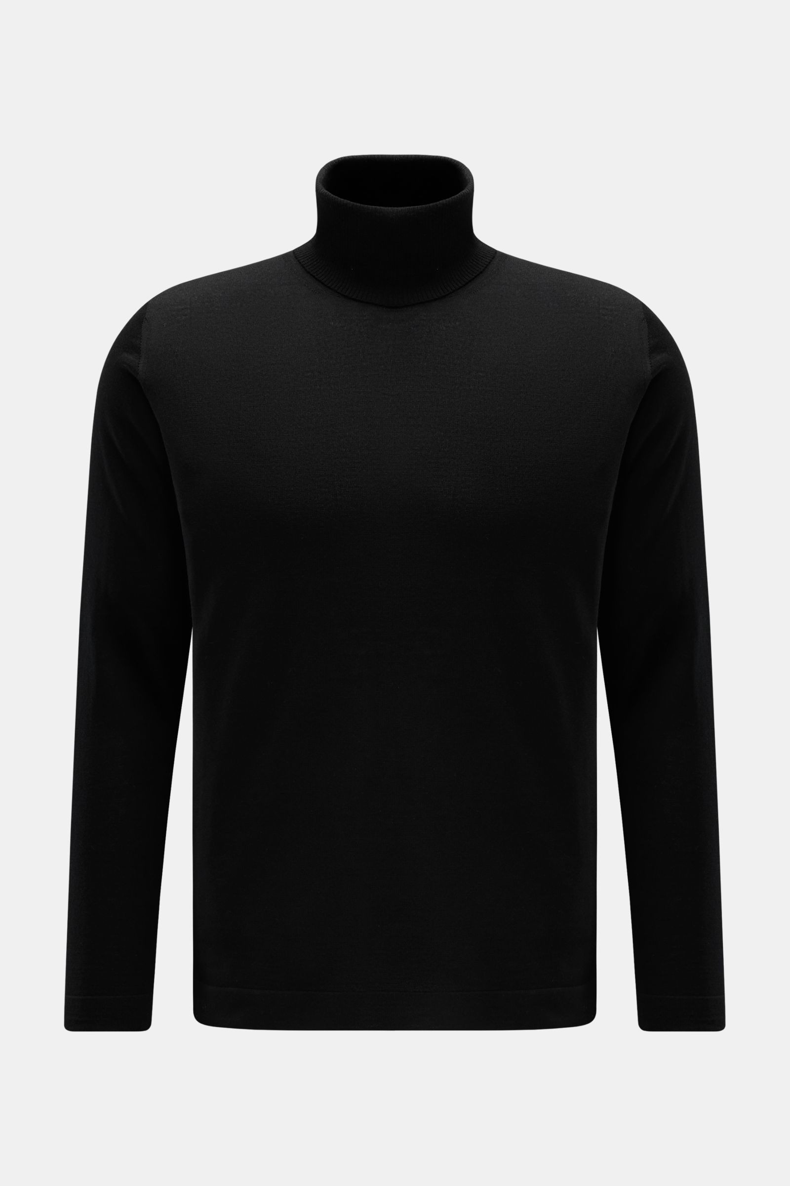 Front view of 04651/ A trip in a bag Merino Rollkragenpullover schwarz, a black slim fit turtleneck sweater made of pure merino wool with soft feel, fine knit, ribbed collar, and short hem slits, timeless comfort for cool layering, ideal for suits and eve