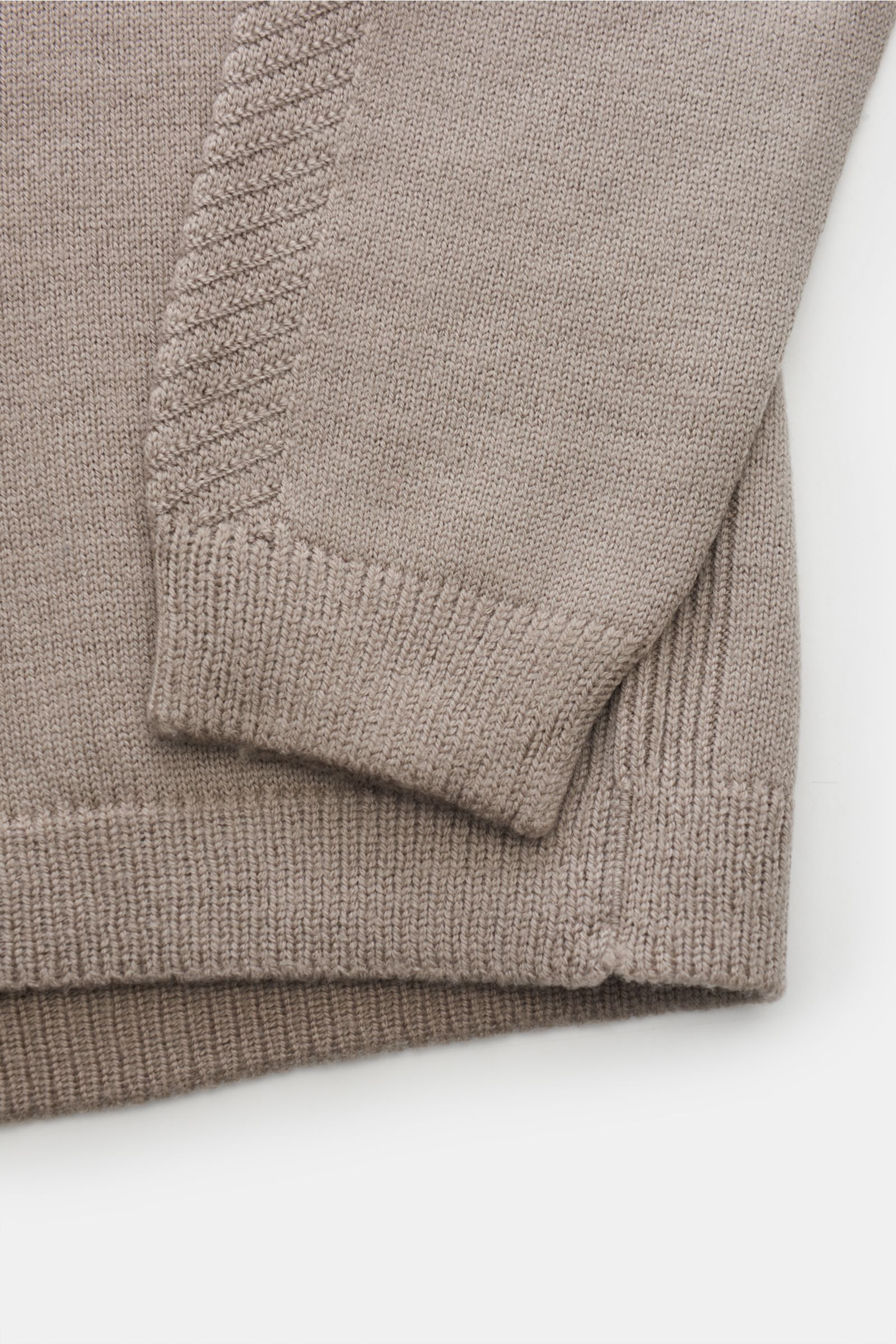 04651/ A trip in a bag Reversible crew neck jumper 'Foggy Crew' beige