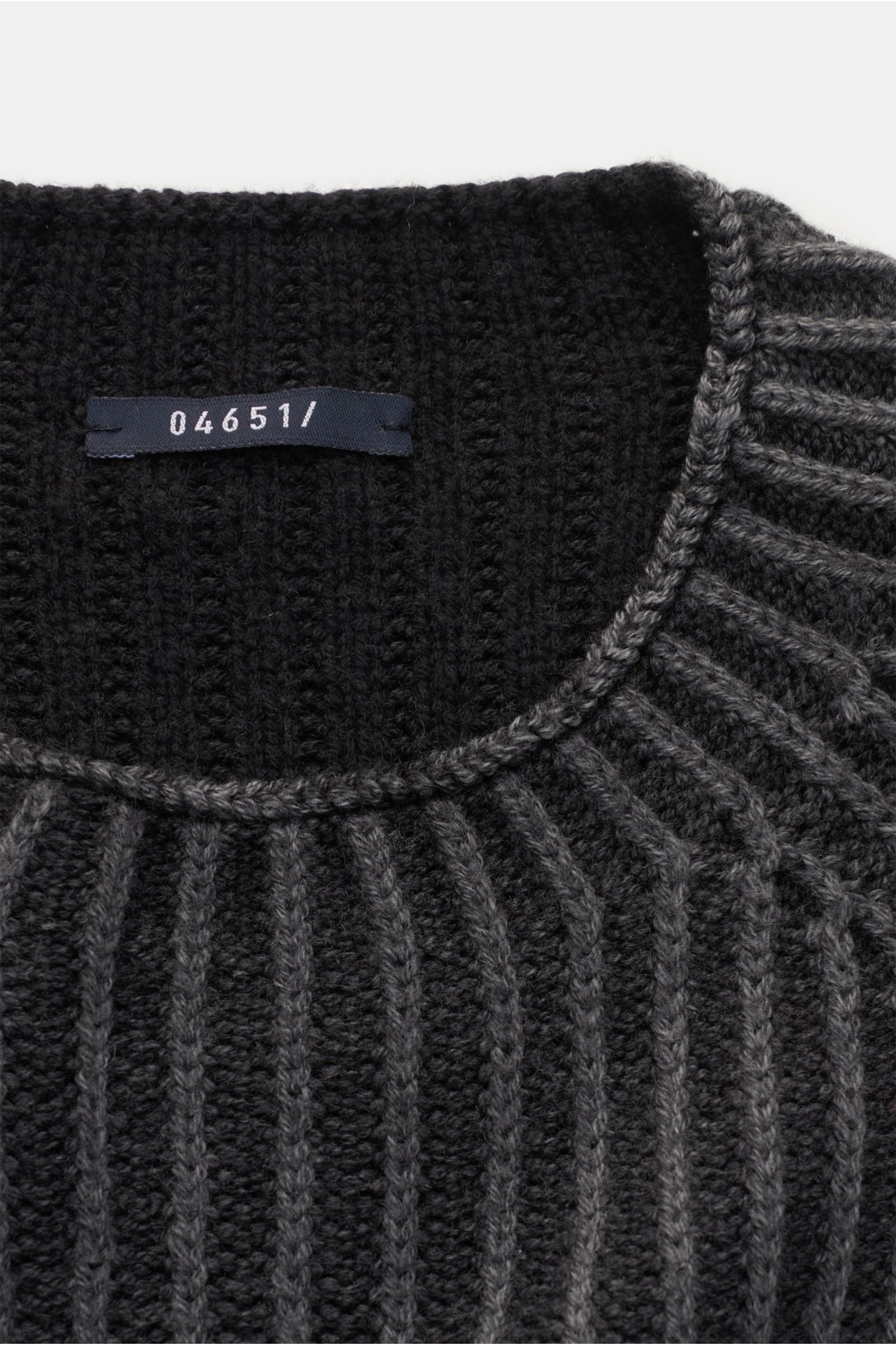 04651/ A trip in a bag Reversible crew neck jumper 'Foggy Rip' black/grey