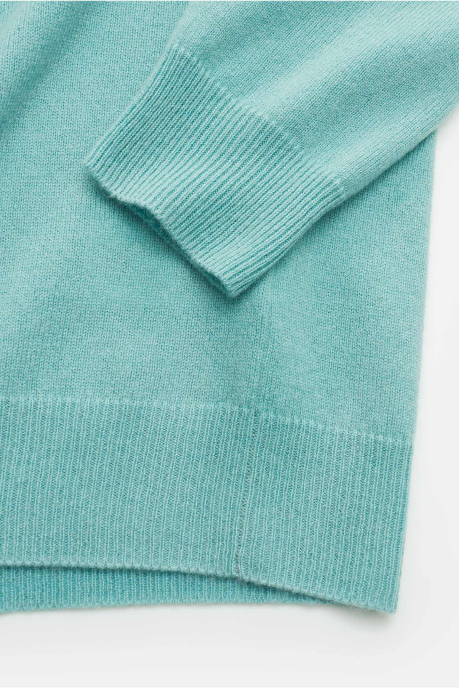 FTC Cashmere V-Neck Pullover mintgrün | BRAUN Hamburg 