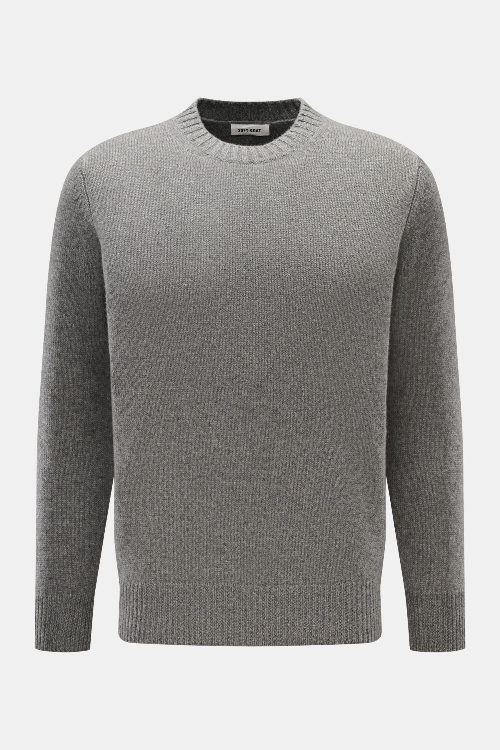 Soft Goat Cashmere Rundhalspullover grau, frontal fotografiert, nachhaltiger, sehr weicher Slim Fit mit Rundhalsausschnitt und breiten Rippbündchen.