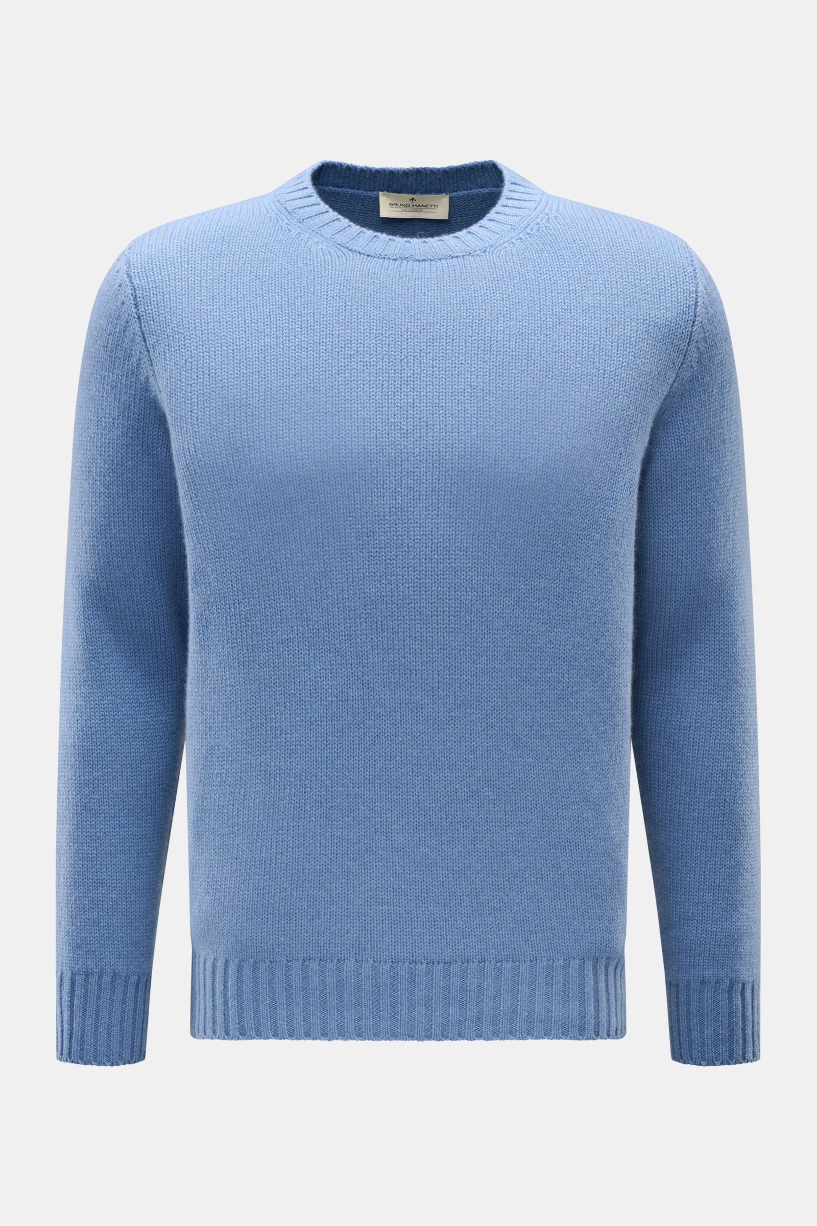 Front view of Bruno Manetti Cashmere Rundhalspullover graublau, a slim fit, mid-fine knit, soft blue cashmere sweater with round neckline and ribbed cuffs.