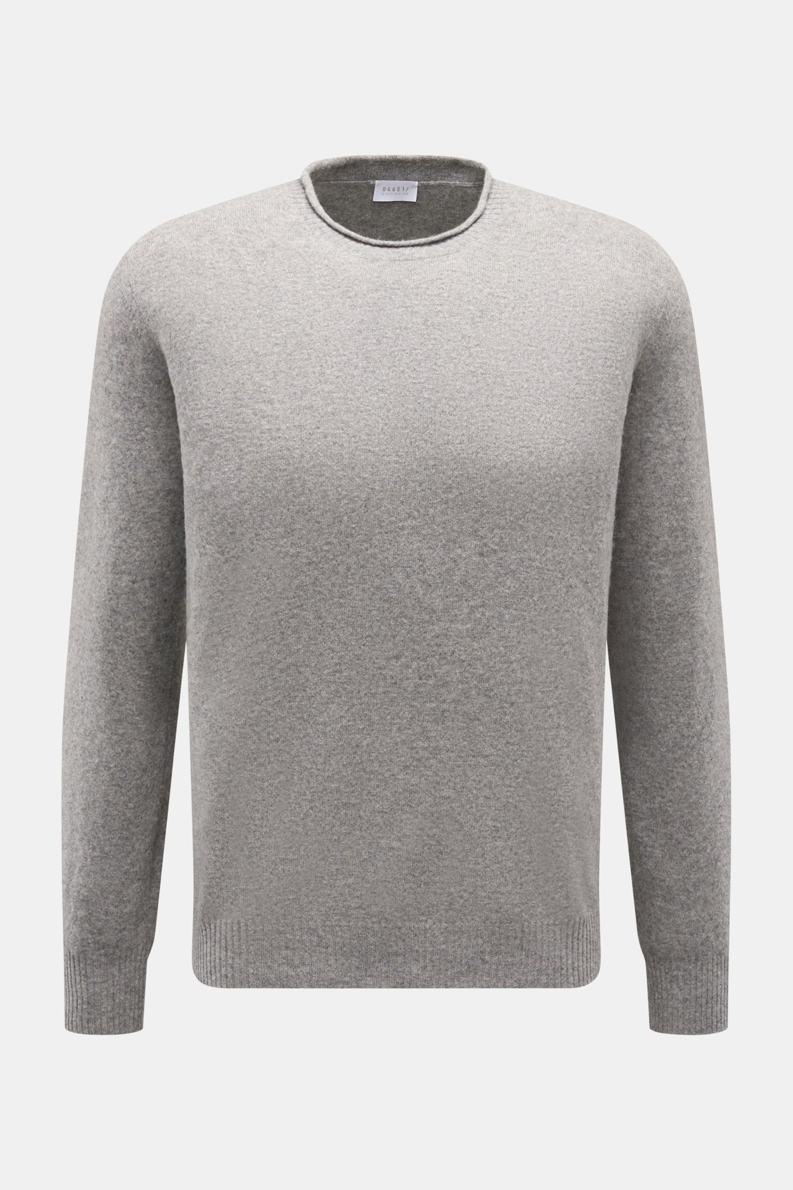 Front view of 04651/ A trip in a bag Crew neck jumper 'Boiled Crew' grey mottled, slim fit with crew neck, soft fine knit, wool and viscose blend, flexible ribbed bands. Stylish comfort for cold days with timeless elegance and warm feel.