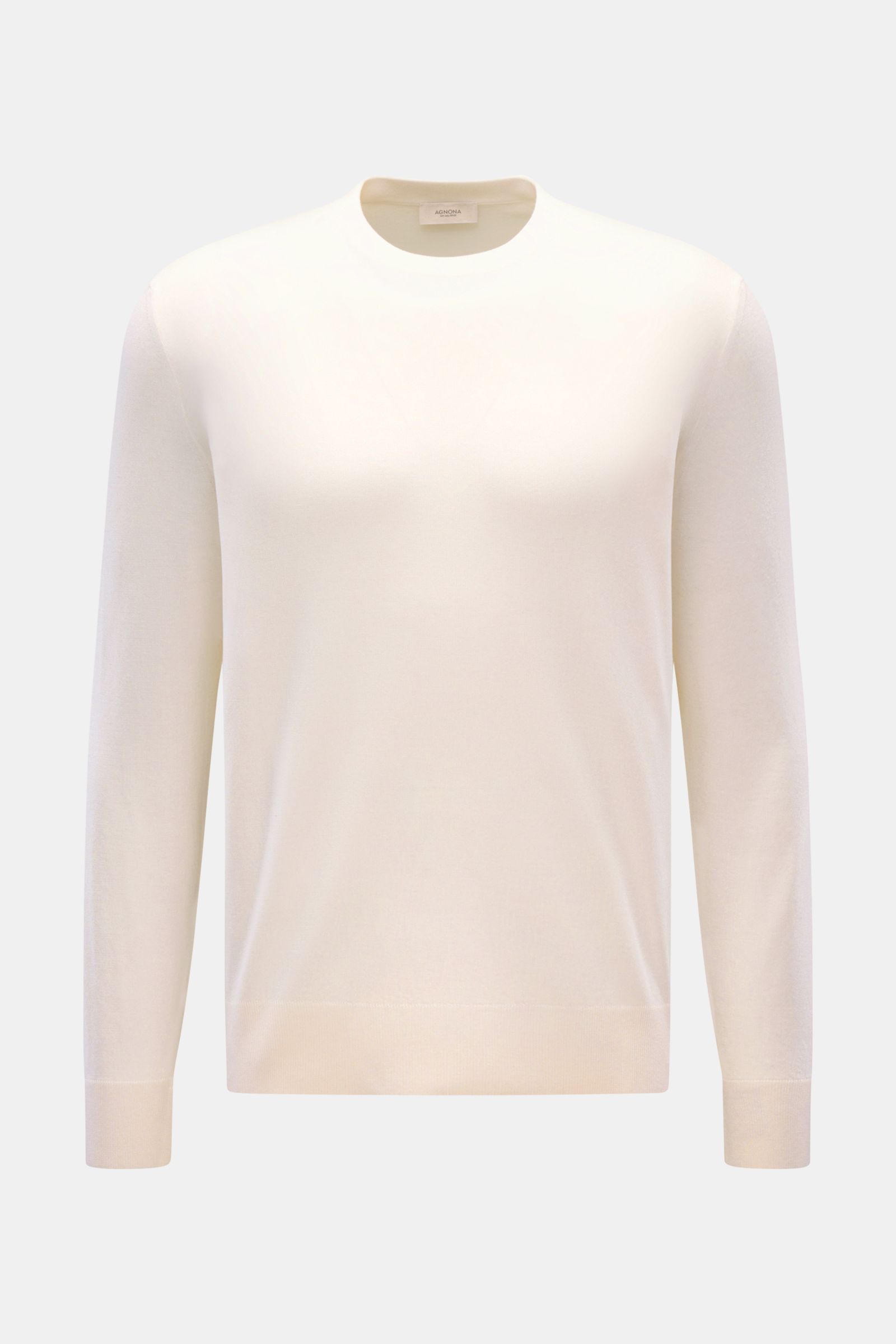 Agnona Cashmere Rundhalspullover creme, frontale Nahaufnahme, feines Strickbild, reiner Cashmere, weicher Griff, Regular Fit, Rundhalsausschnitt, Rippbündchen, Metalllabel hinten.