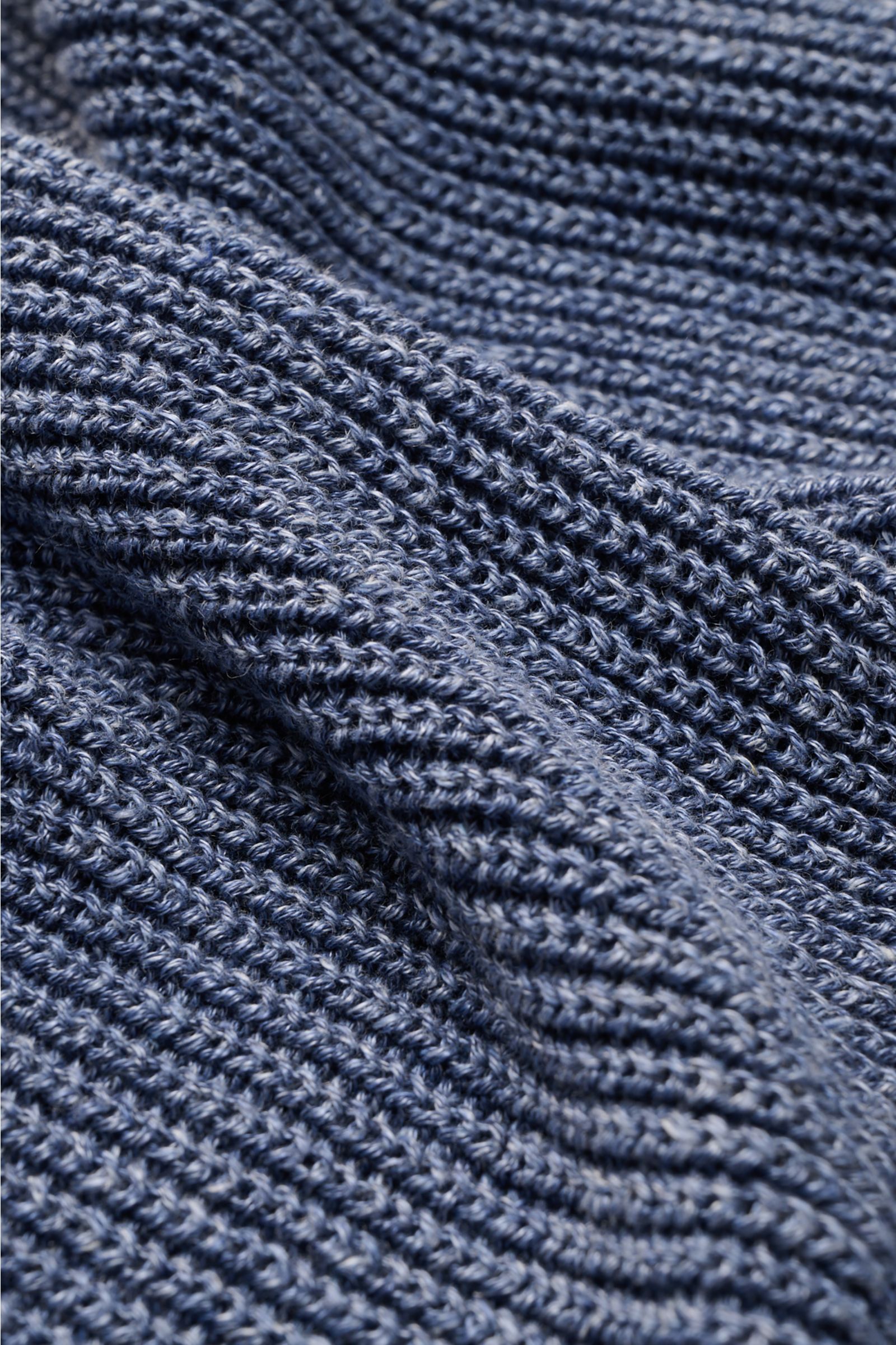 Close-up front view of Iris von Arnim Crew neck jumper 'Leovan' smoky blue mottled, showing voluminous brioche knit in linen-cotton blend.

A luxurious knitwear essential: With its voluminous brioche knit in the finest linen-cotton blend, this crew nec