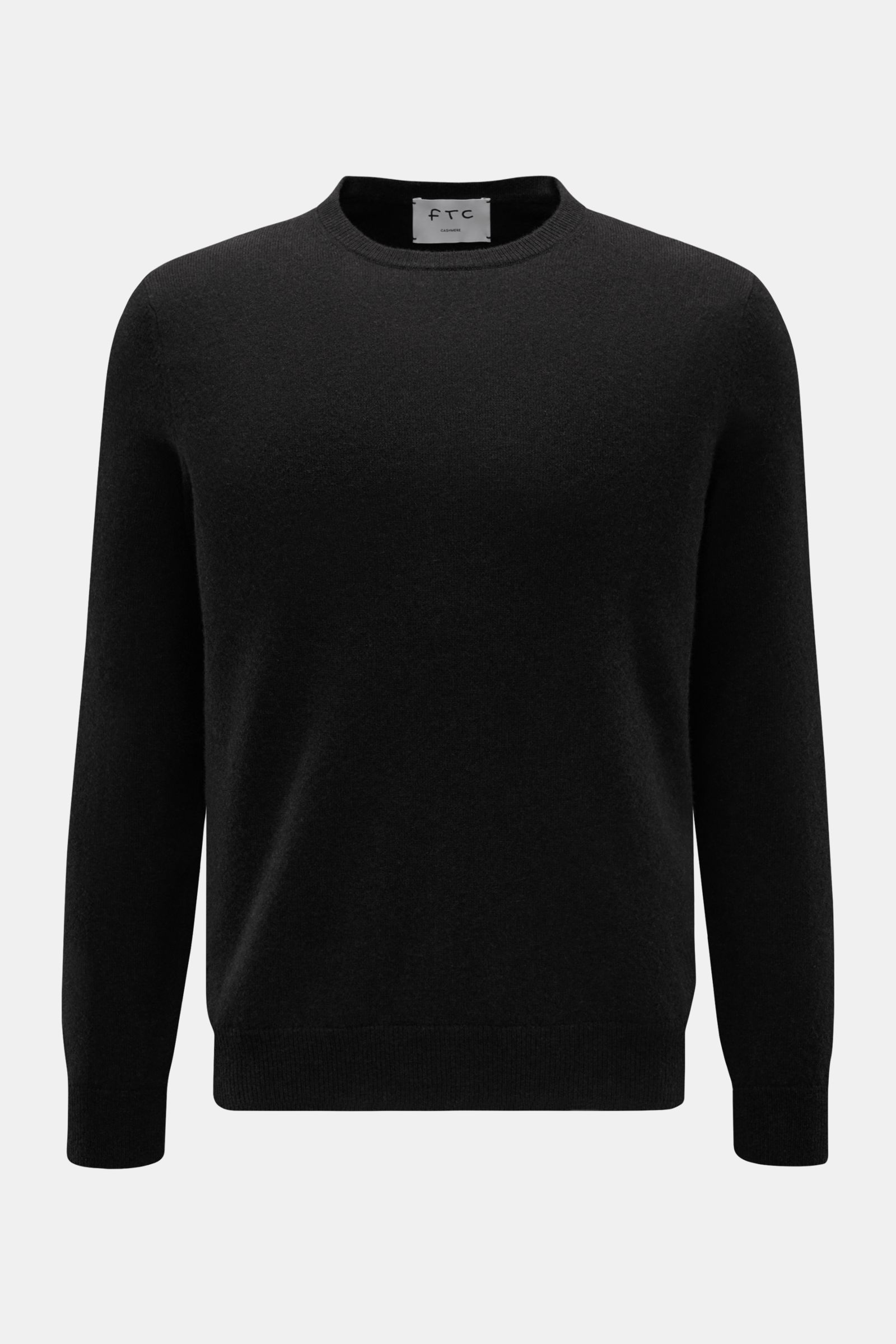 FTC Cashmere Rundhalspullover dunkelbraun, Slim Fit, feines Strickbild, Rundhalsausschnitt, Rippbündchen, aus ultraweichem reinem Cashmere, frontale Ansicht.