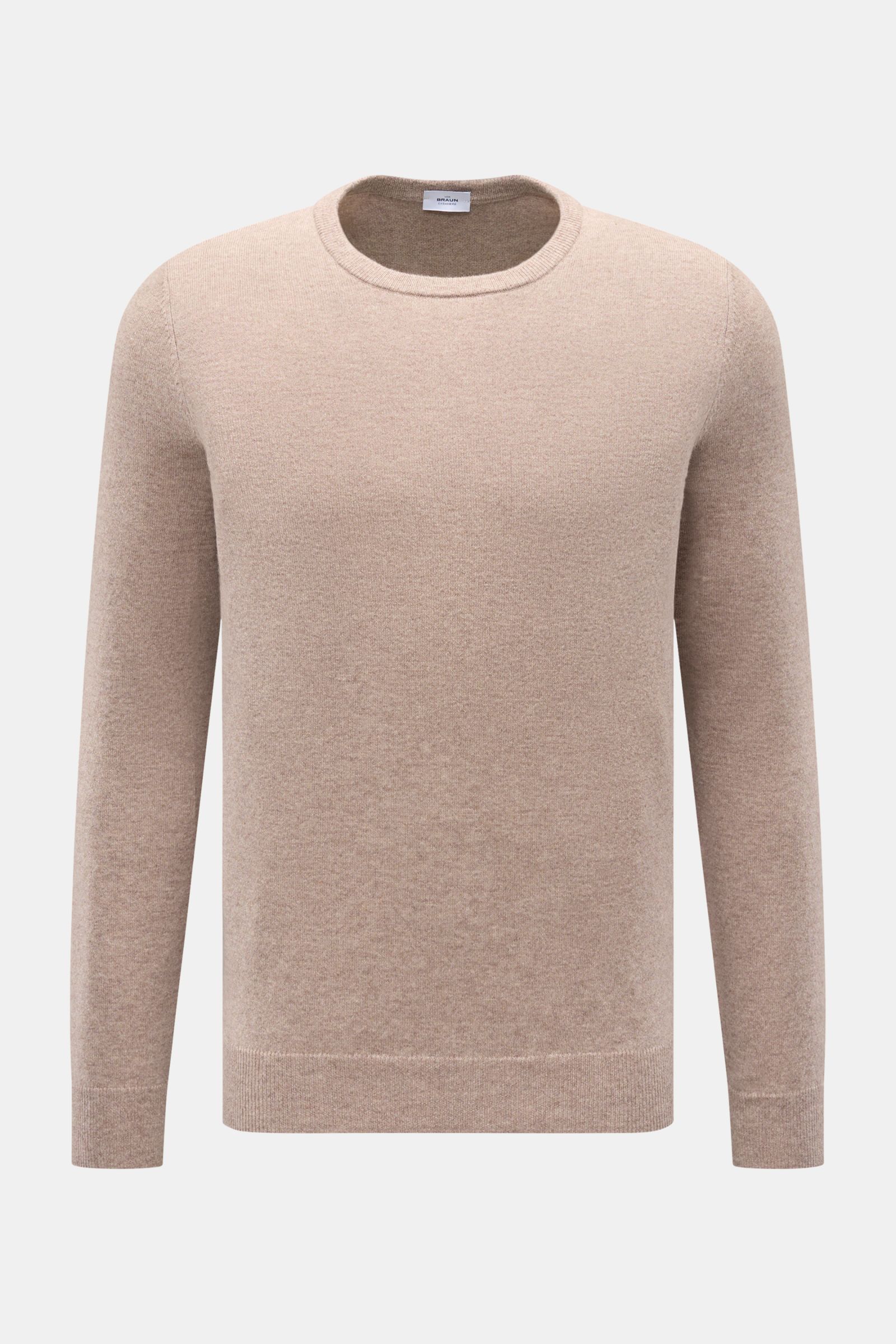 Von vorne fotografierter von Braun Cashmere Rundhalspullover beige meliert, Slim Fit, reiner Cashmere, weicher Griff, feines Strickbild, Rundhalsausschnitt, flexible Rippbündchen.