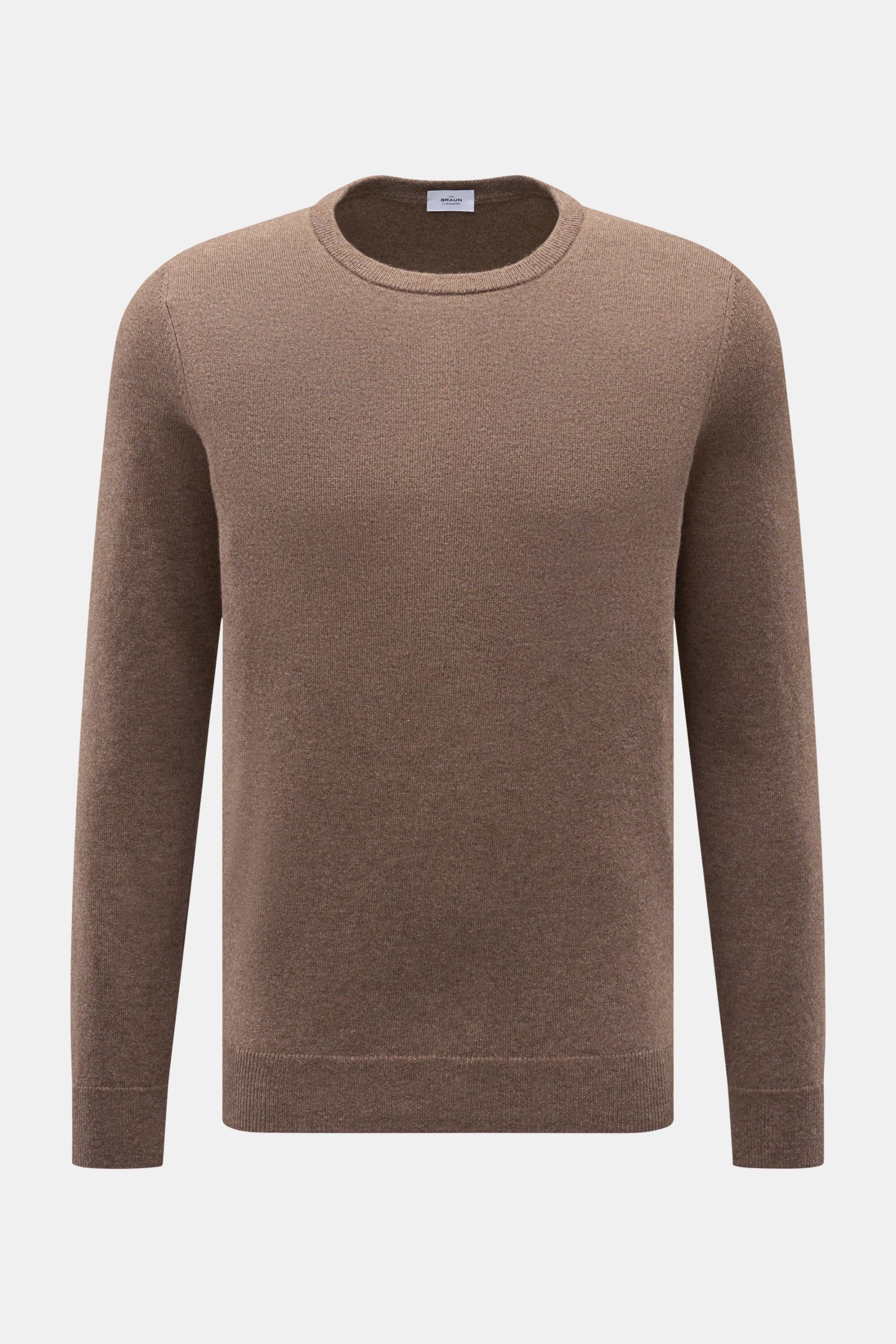 Von vorne fotografierter von Braun Cashmere Rundhalspullover graubraun meliert, Slim Fit, weicher Griff, feines Strickbild, Rundhalsausschnitt, flexible Rippbündchen aus reinem mongolischem Cashmere.