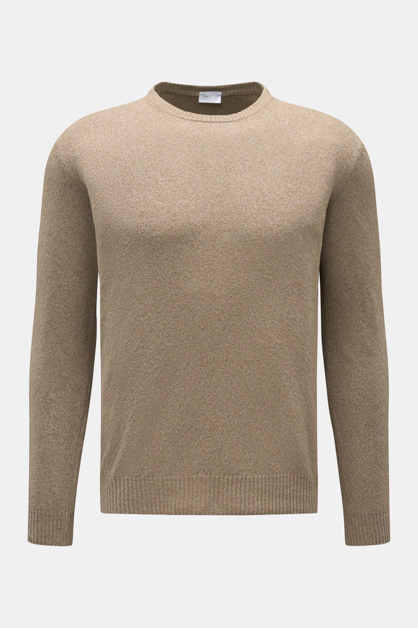 04651/ A trip in a bag Rundhalspullover 'Knit Terry Crew' taupe in Slim Fit, feiner Bouclé-Struktur, Rundhalsausschnitt, flexible Rippbündchen, Baumwolle-Microfaser, Frontansicht