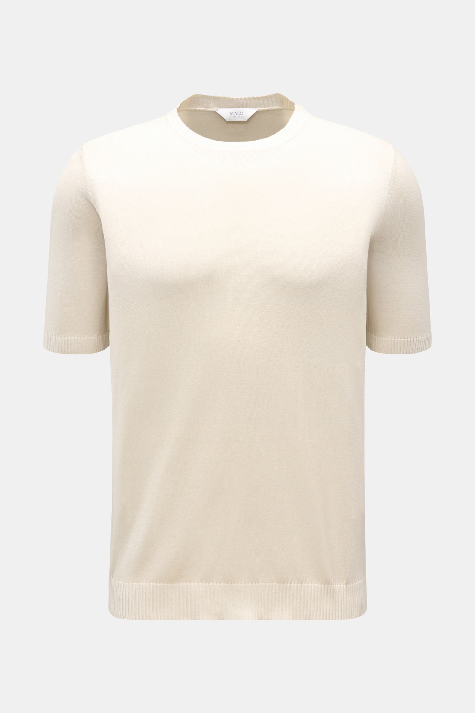 Malo Kurzarmpullover creme, frontal fotografiert, aus reiner Baumwolle mit weichem Griff, Regular Fit, feinem Strickbild, Rundhalsausschnitt, komfortablen Rippbündchen.