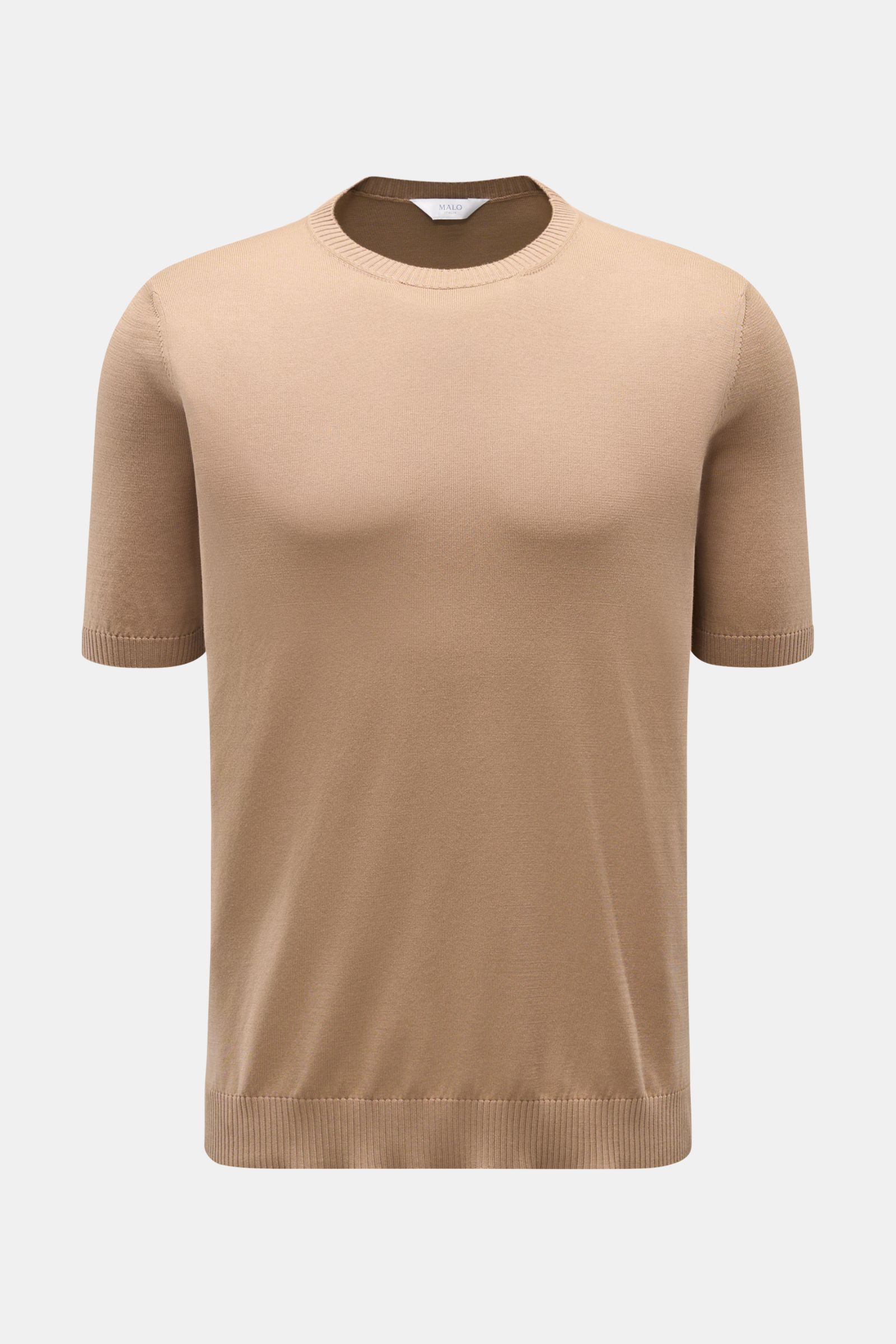 Malo Kurzarmpullover braun, von vorne fotografiert, aus reiner Baumwolle, Regular Fit, weicher Griff, feines Strickbild, Rundhals, Rippbündchen.