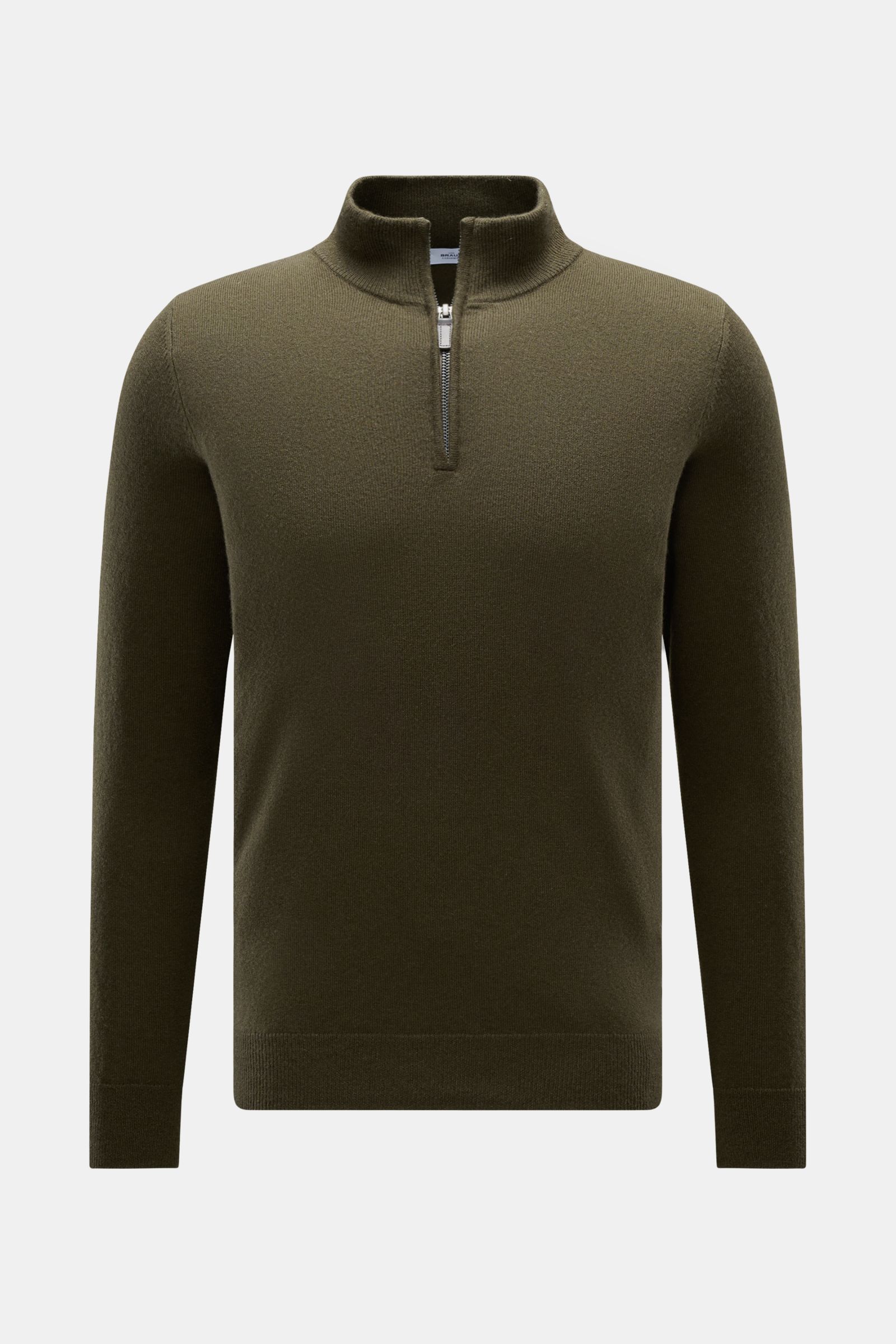 von Braun Cashmere Troyer oliv, frontal fotografiert, Slim Fit mit feinem Strickbild, Troyerkragen mit Zipper, reiner weicher Cashmere aus Mongolei, flexible Rippbündchen