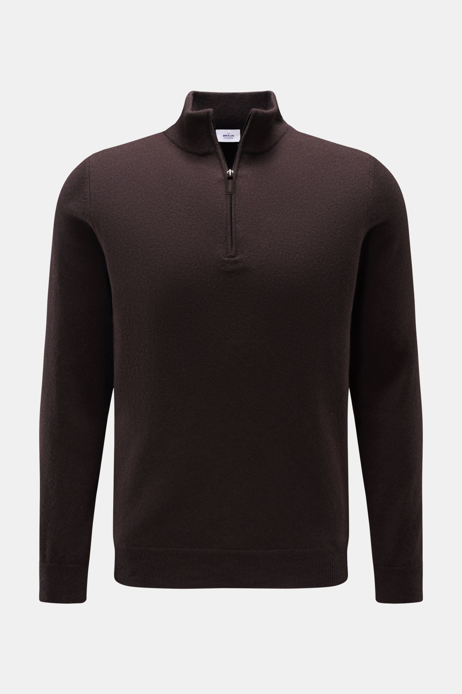 von Braun Cashmere Troyer dunkelbraun, frontale Ansicht, Slim Fit, reiner Cashmere aus Mongolei, weicher Griff, feines Strickbild, Troyerkragen mit Zipper, flexible Rippbündchen, zeitloses Design.