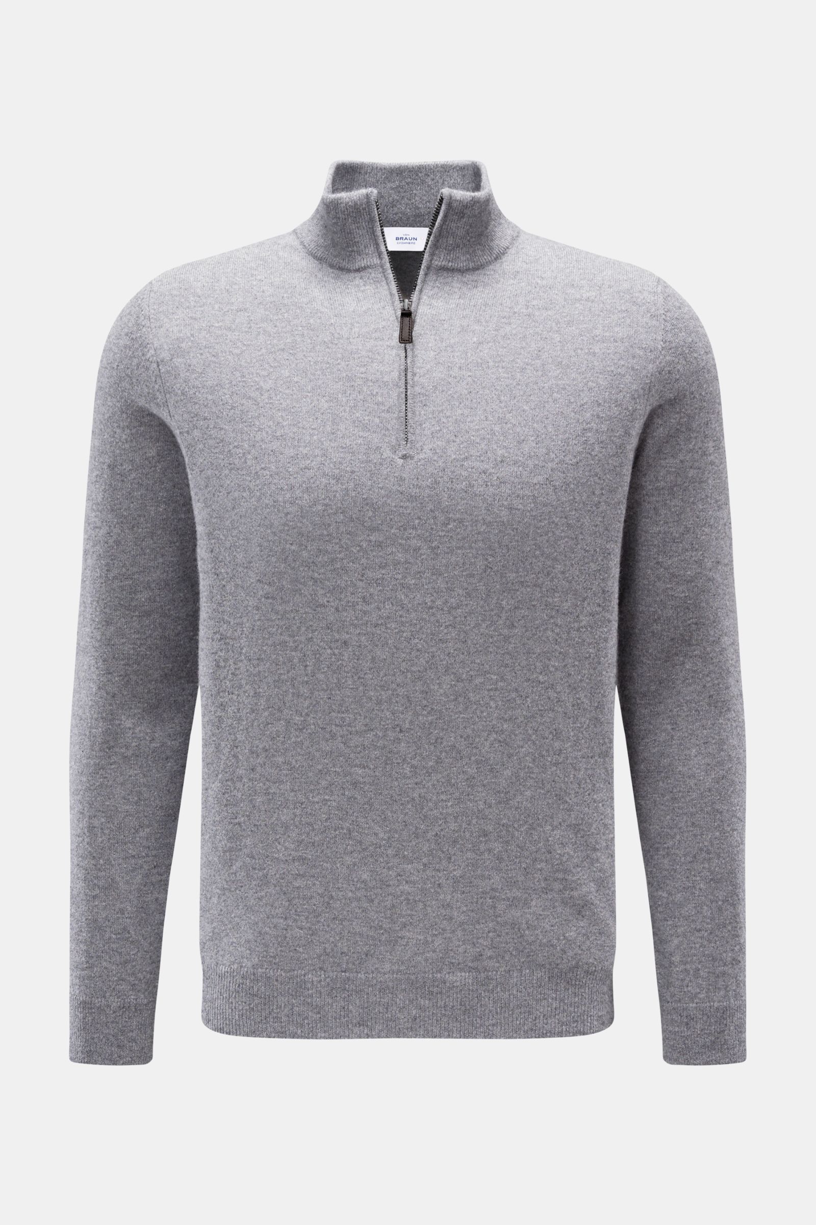 von Braun Cashmere Troyer grau meliert, frontale Perspektive, Slim Fit, reiner Cashmere aus Innerer Mongolei, feines Strickbild, Troyerkragen mit Zipper, flexible Rippbündchen, sehr weicher Griff.