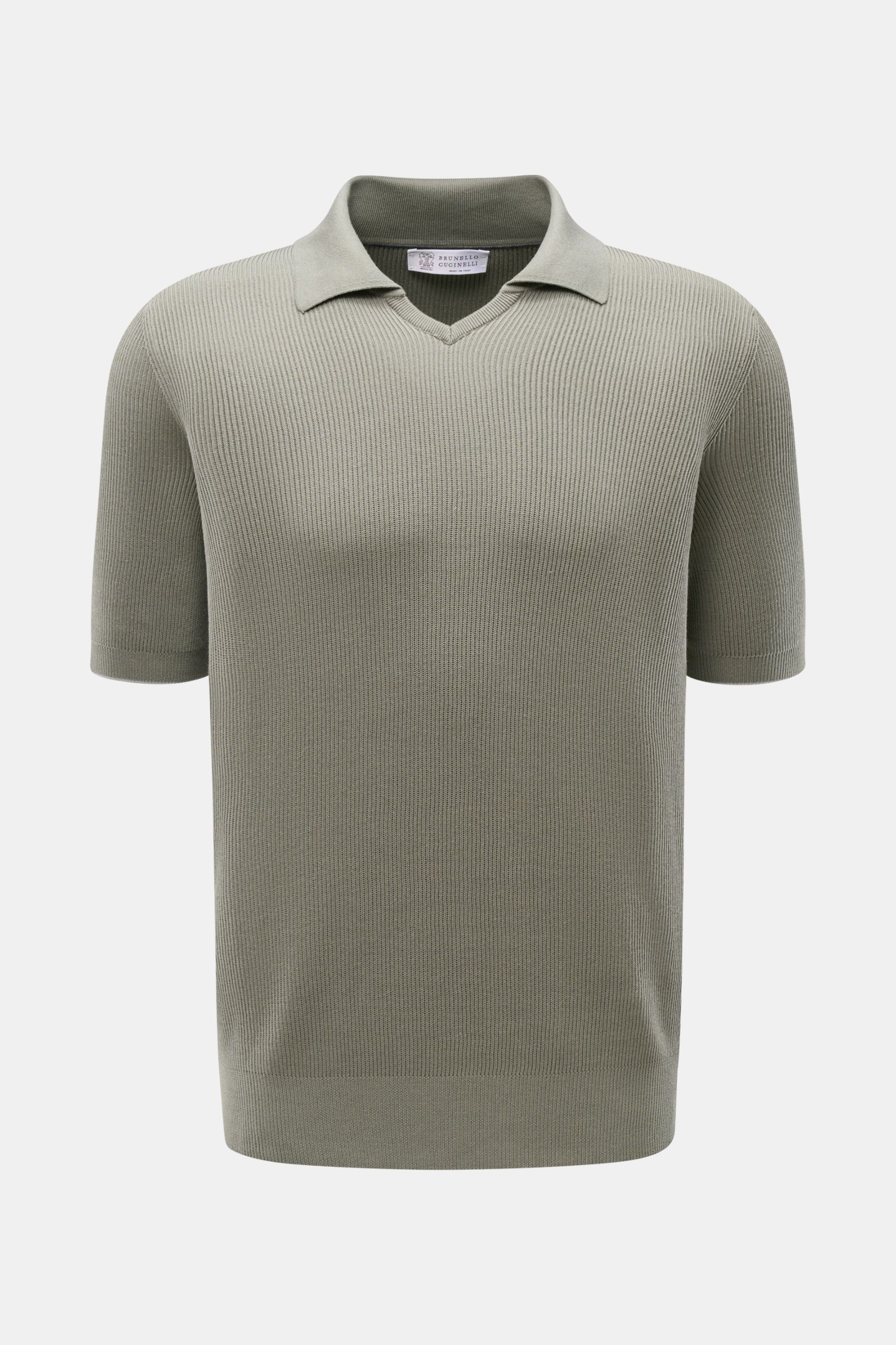 Brunello Cucinelli Kurzarm-Strickpolo salbei, Frontansicht, reine Baumwolle, weicher Griff, feines Strickbild, Regular Fit, Polokragen, Rippbündchen.