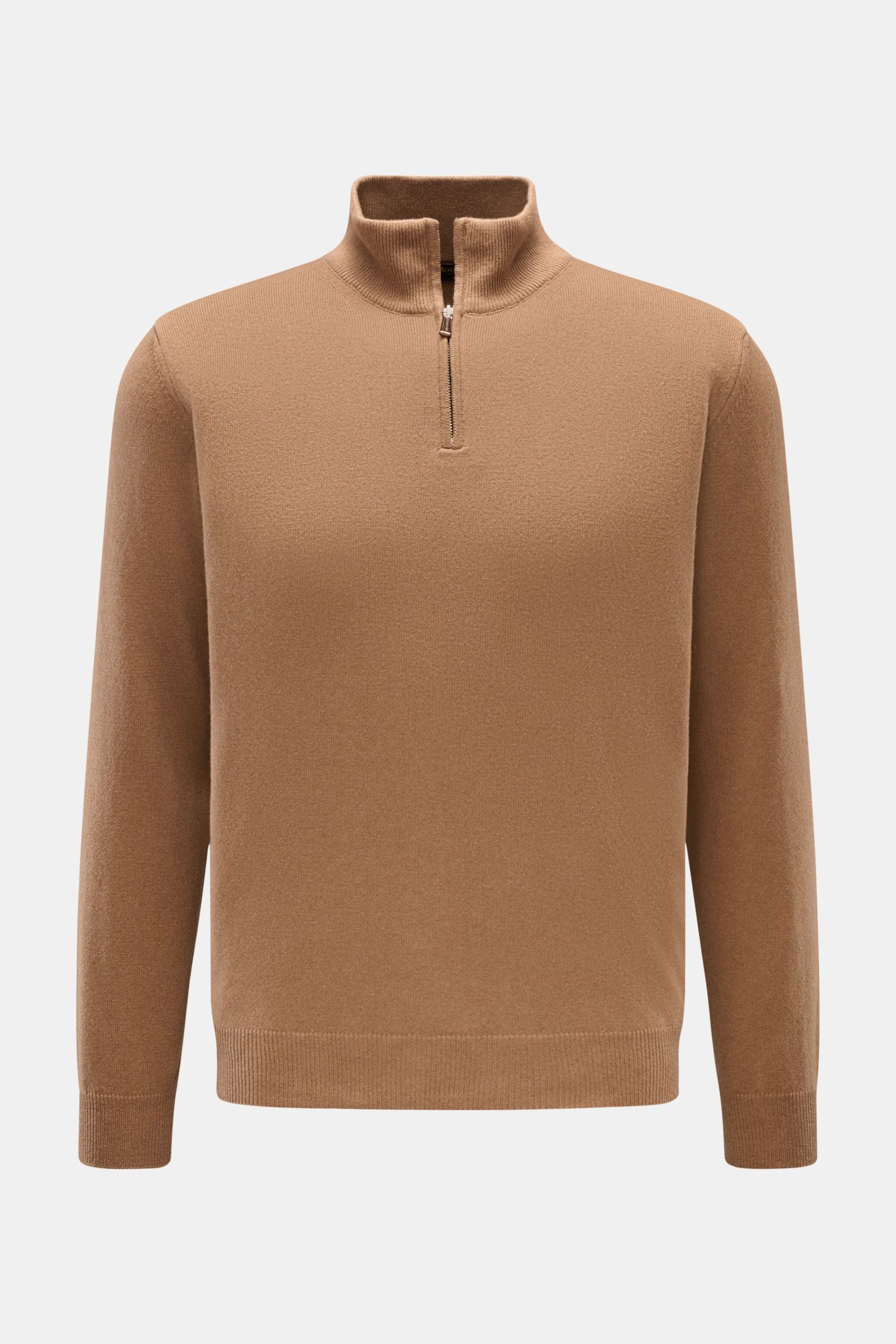 Moorer Troyer 'Terni' camel, frontale Ansicht, Slim Fit, feines Strickbild, Mix aus Cashmere und Seide, weicher Griff, Troyer-Kragen mit Zipper, flexible Rippbündchen.