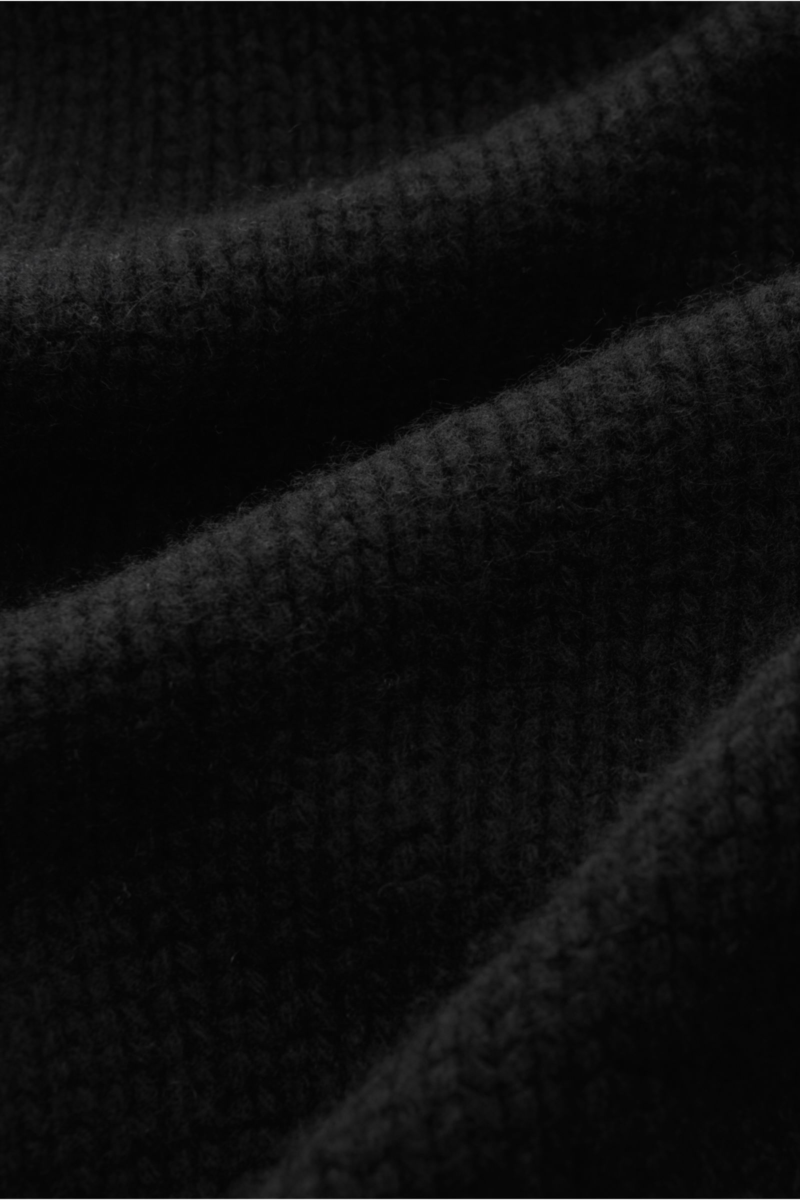 04651/ A trip in a bag Cashmere Cardigan schwarz