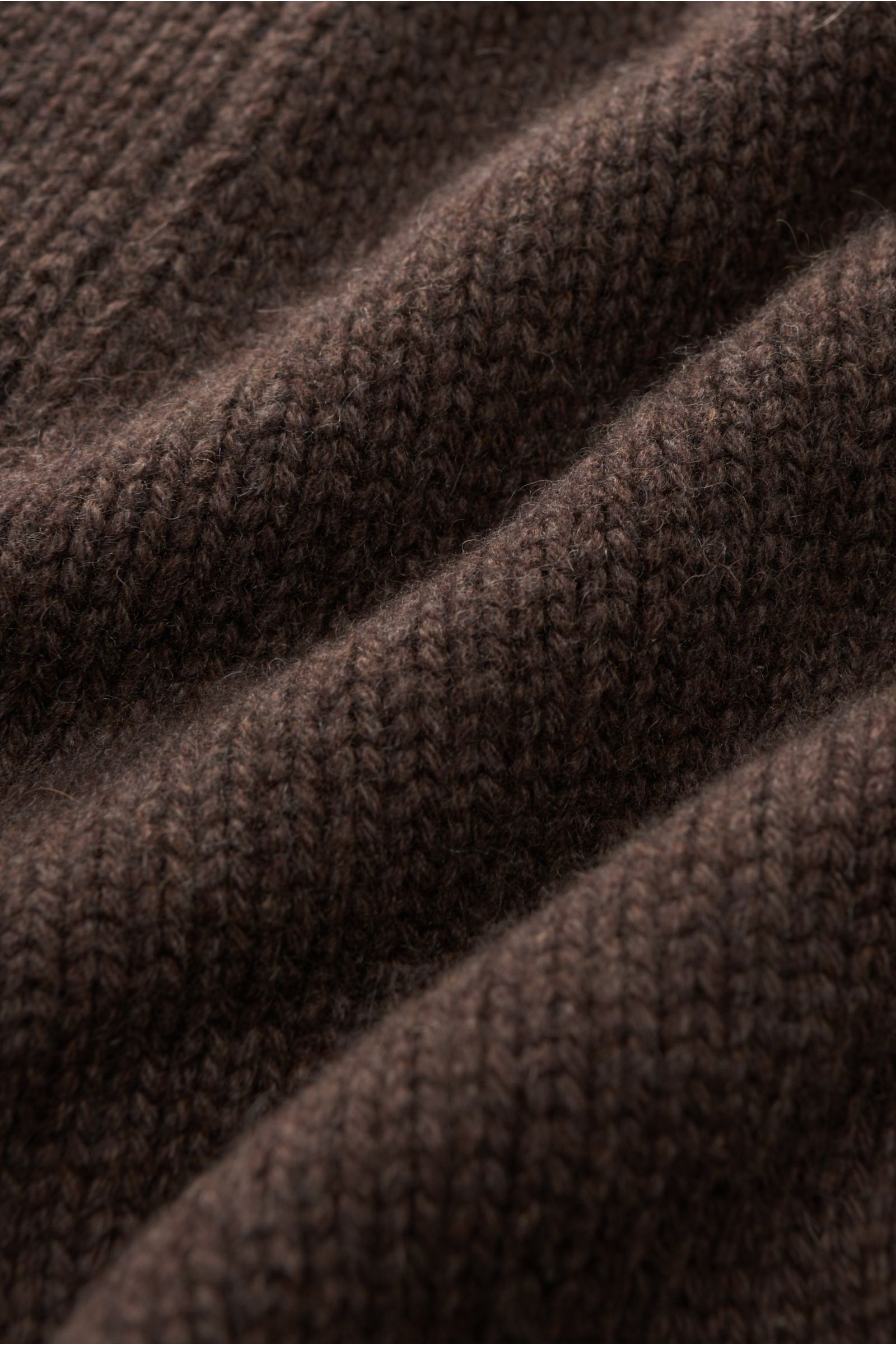 04651/ A trip in a bag Cashmere Cardigan dunkelbraun