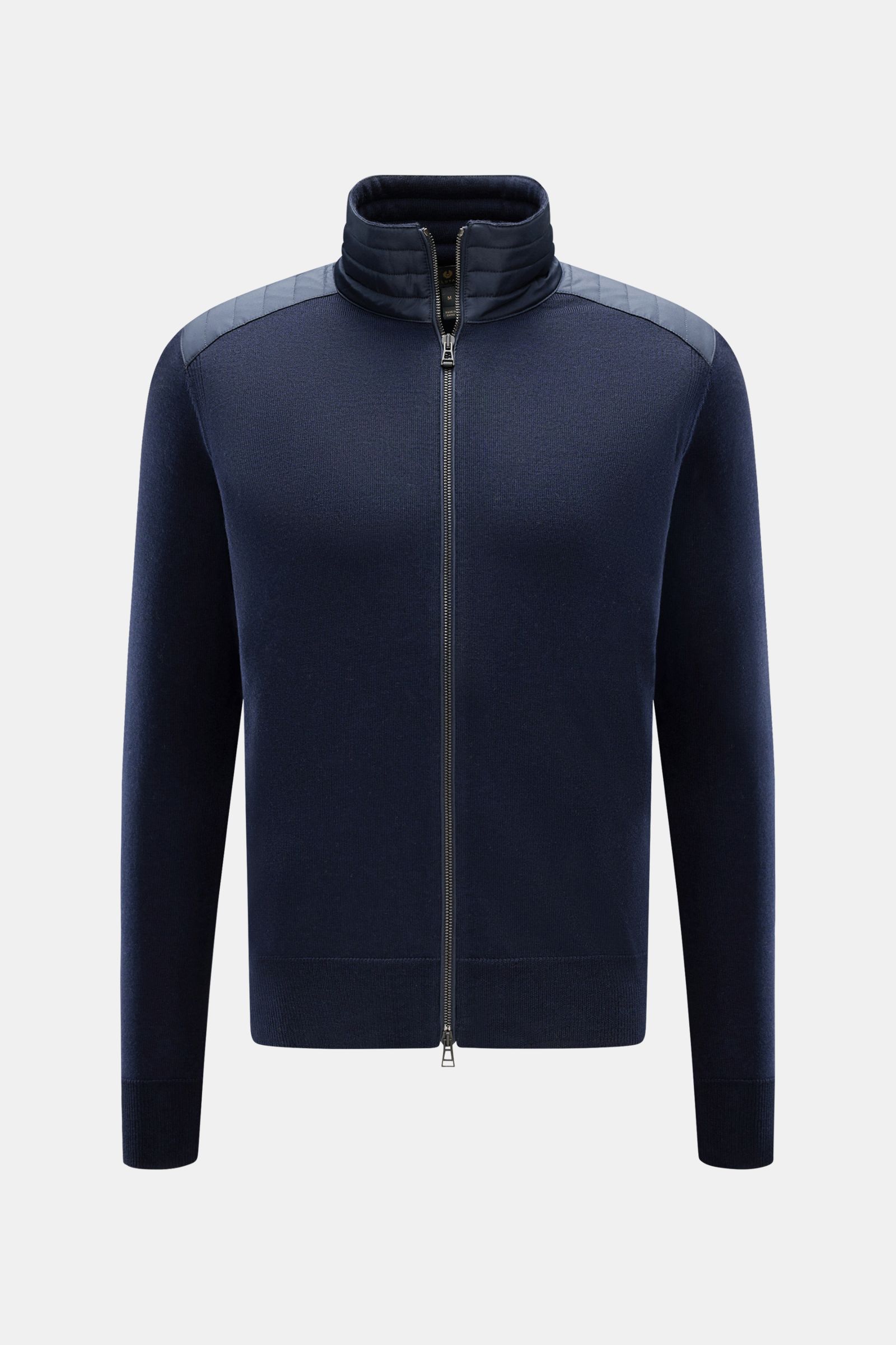 Belstaff Strickjacke 'Kelby' navy, Frontansicht, reine Wolle, Steppdetails an Schultern, Slim Fit, Zwei-Wege-Reißverschluss, Stehkragen, Rippbündchen.