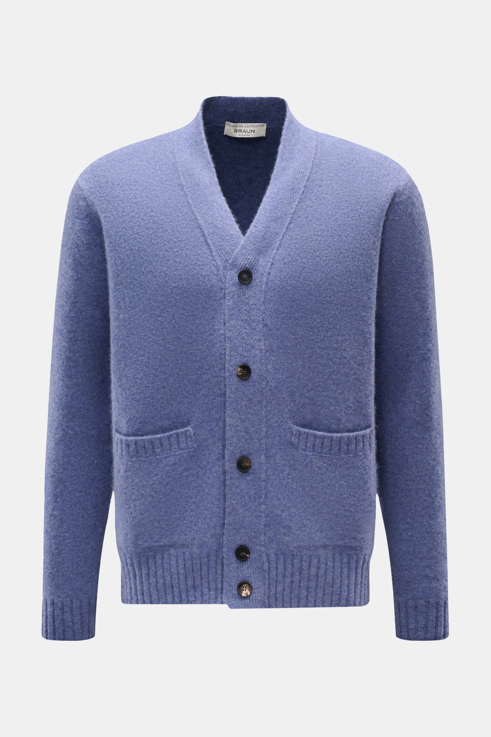 Frontale Nahaufnahme des Filippo de Laurentiis Cardigan rauchblau meliert mit Fünf-Knopf-Leiste, Hüfttaschen, Regular Fit, weichem Mix aus Cashmere, Seide und Microfaser.