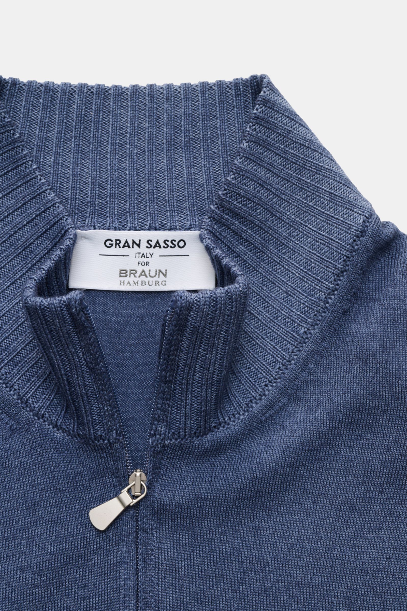 Close-up front view of Gran Sasso Cardigan grey-blue mottled showing fine Italian knitwear in pure virgin wool with two-way zip and standing collar.
