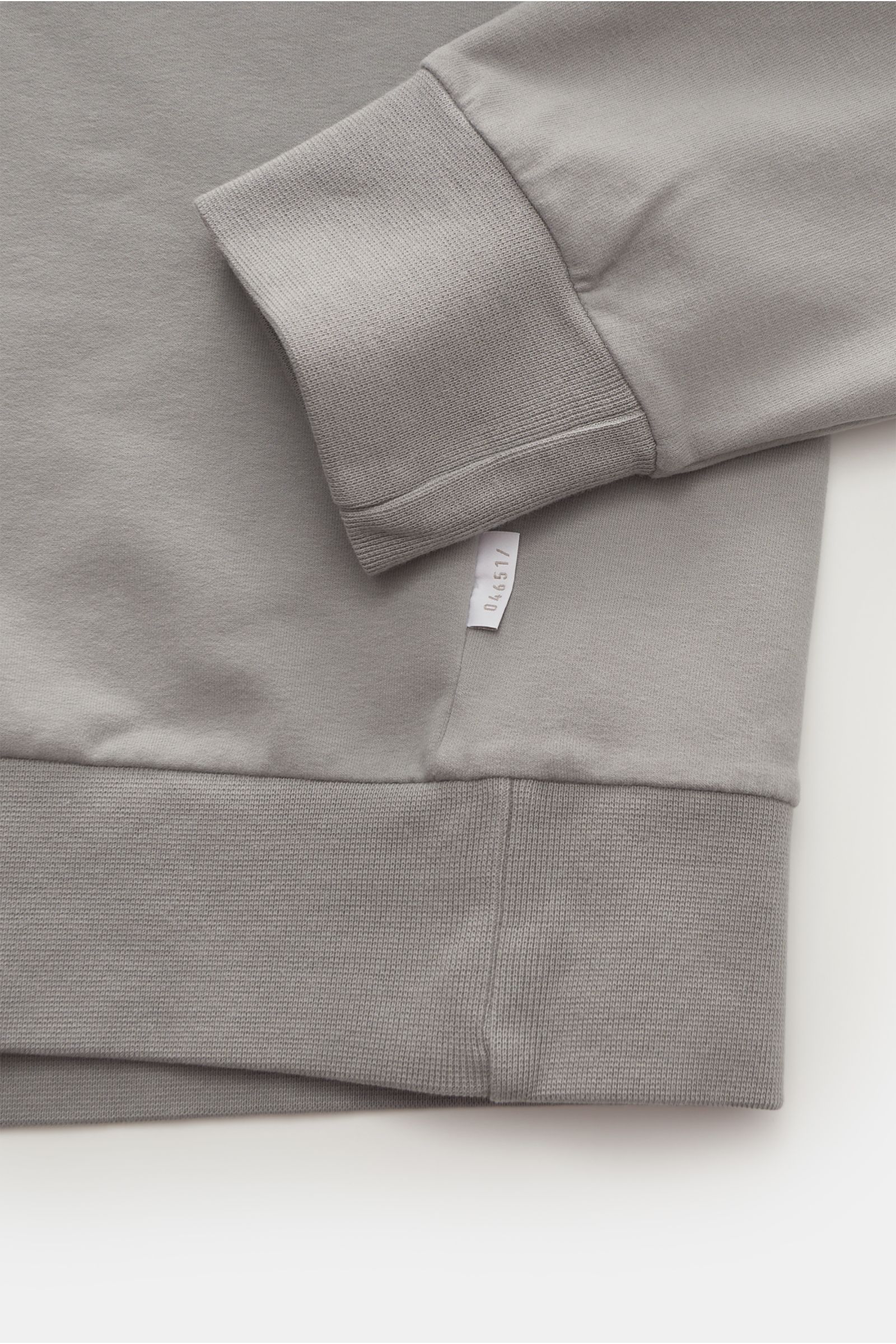 04651/ A trip in a bag Rundhals-Sweatshirt grau