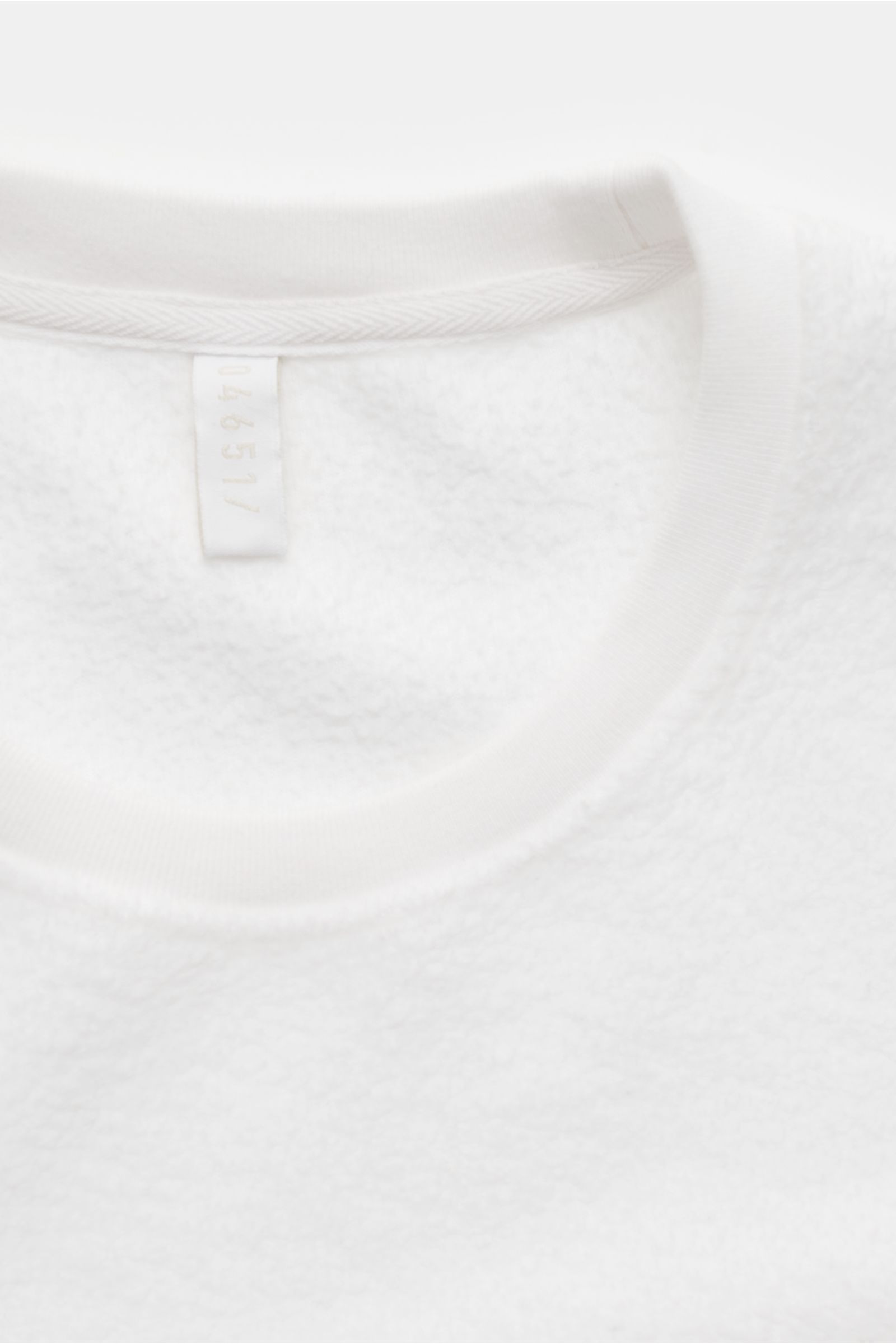 04651/ A trip in a bag Fleece crew neck sweatshirt 'Ata Oyster' white