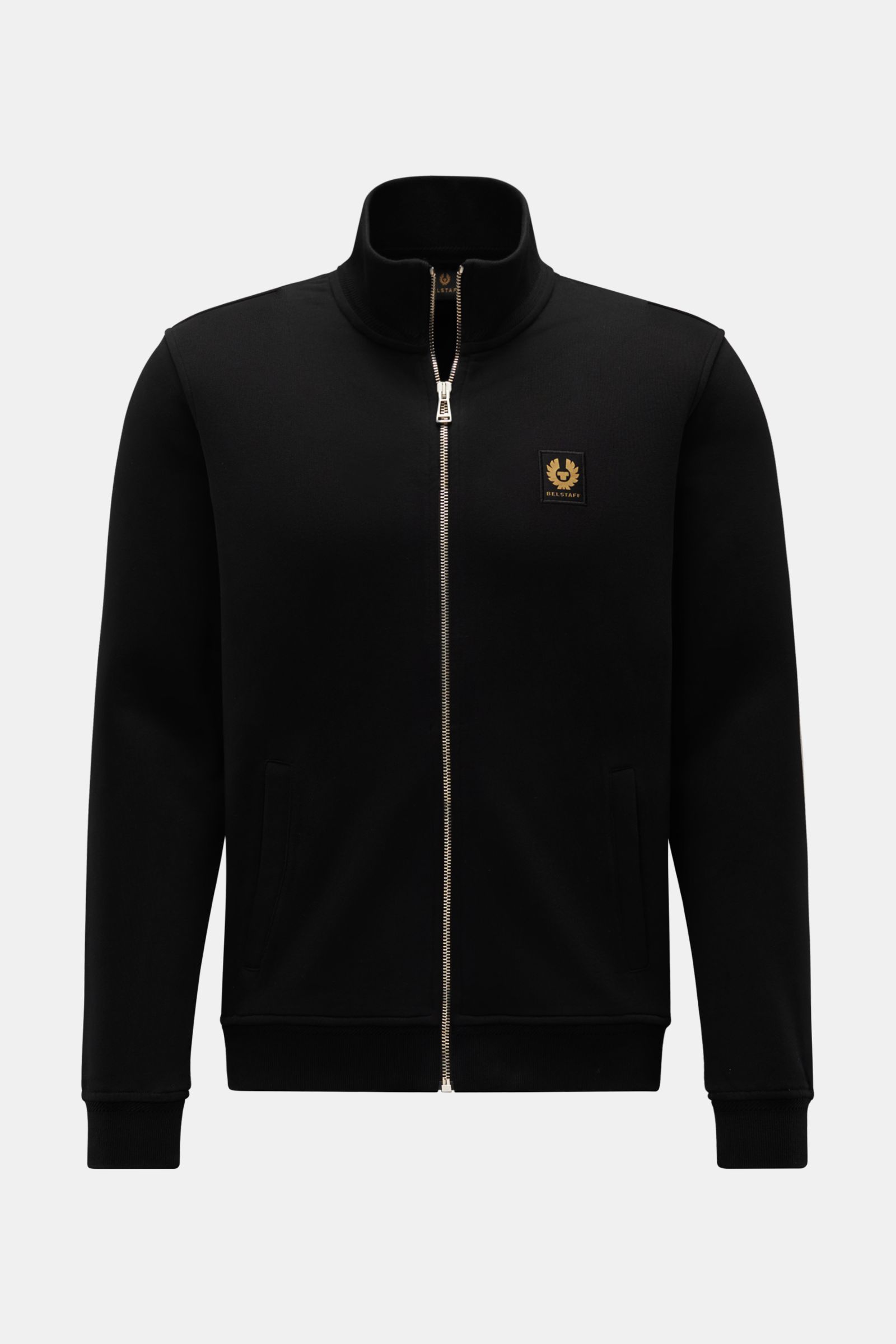 Belstaff Sweatjacke 'Full Zip' schwarz, frontale Ansicht, Slim Fit, aus reiner Baumwolle mit Stehkragen, robustem Reißverschluss, schrägen Leistentaschen und breiten Bündchen.