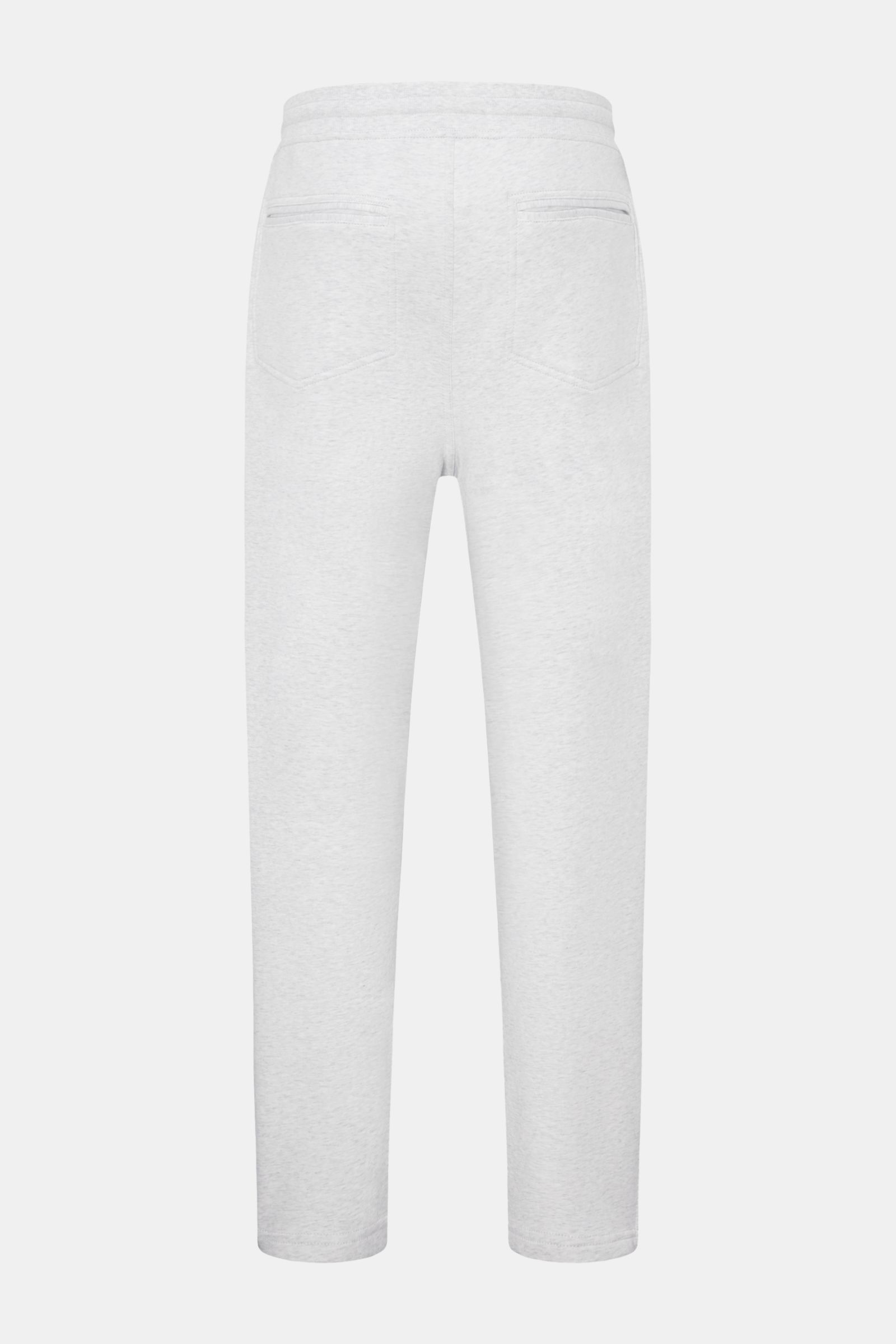 Brunello Cucinelli Sweathose hellgrau meliert shown from the back, made of soft cotton and microfiber, tapered fit, elastic waistband with drawstring, angled welt pockets, and piped back patch pockets. Mit dieser komfortablen Sweathose kommen Sie garan