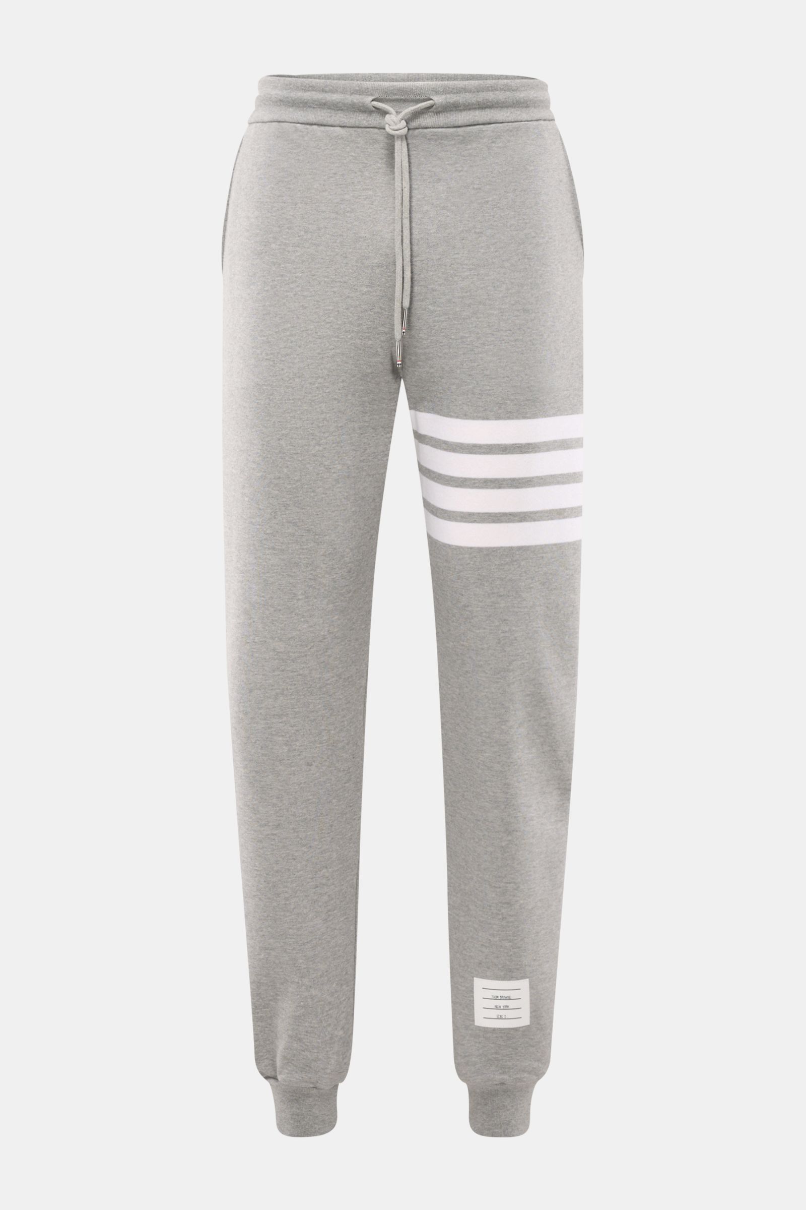Thom Browne Sweathose grau meliert, Slim Fit, kurz, elastischer Bund, Tunnelzug, französische Taschen, Rippbündchen, Streifen-Detail, Frontansicht