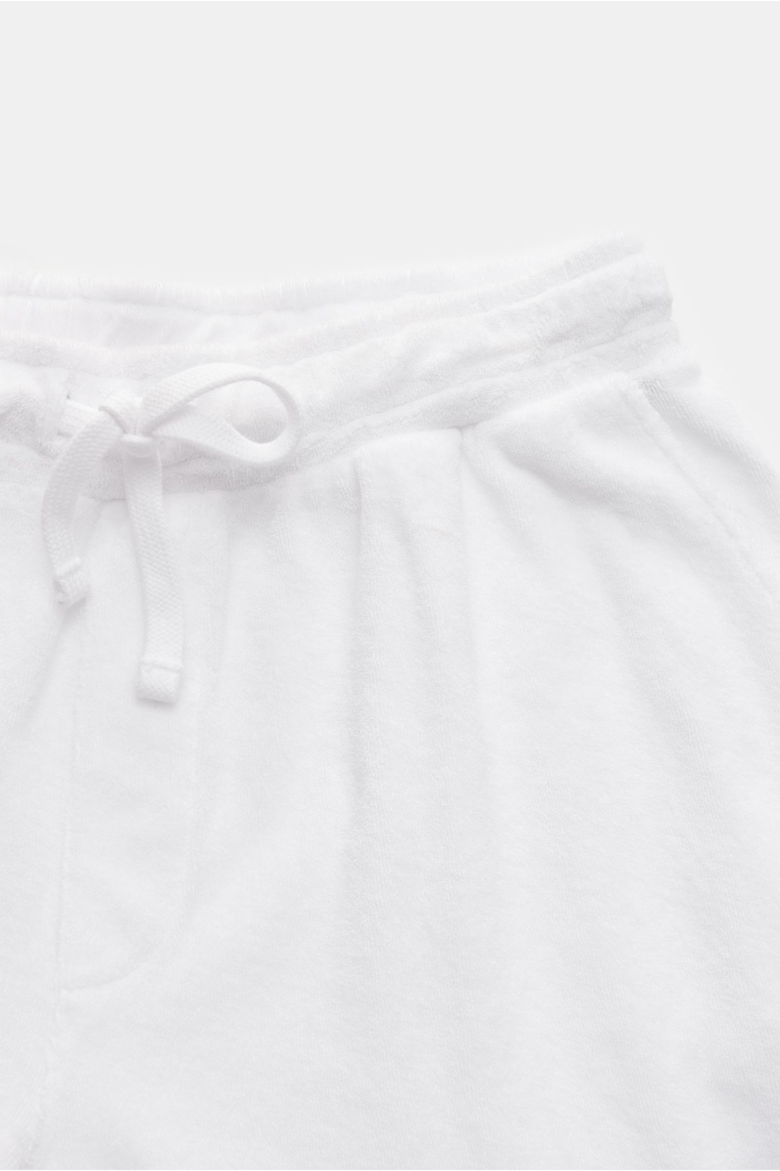 04651/ A trip in a bag Frottee-Bermudas 'Oyster' weiß