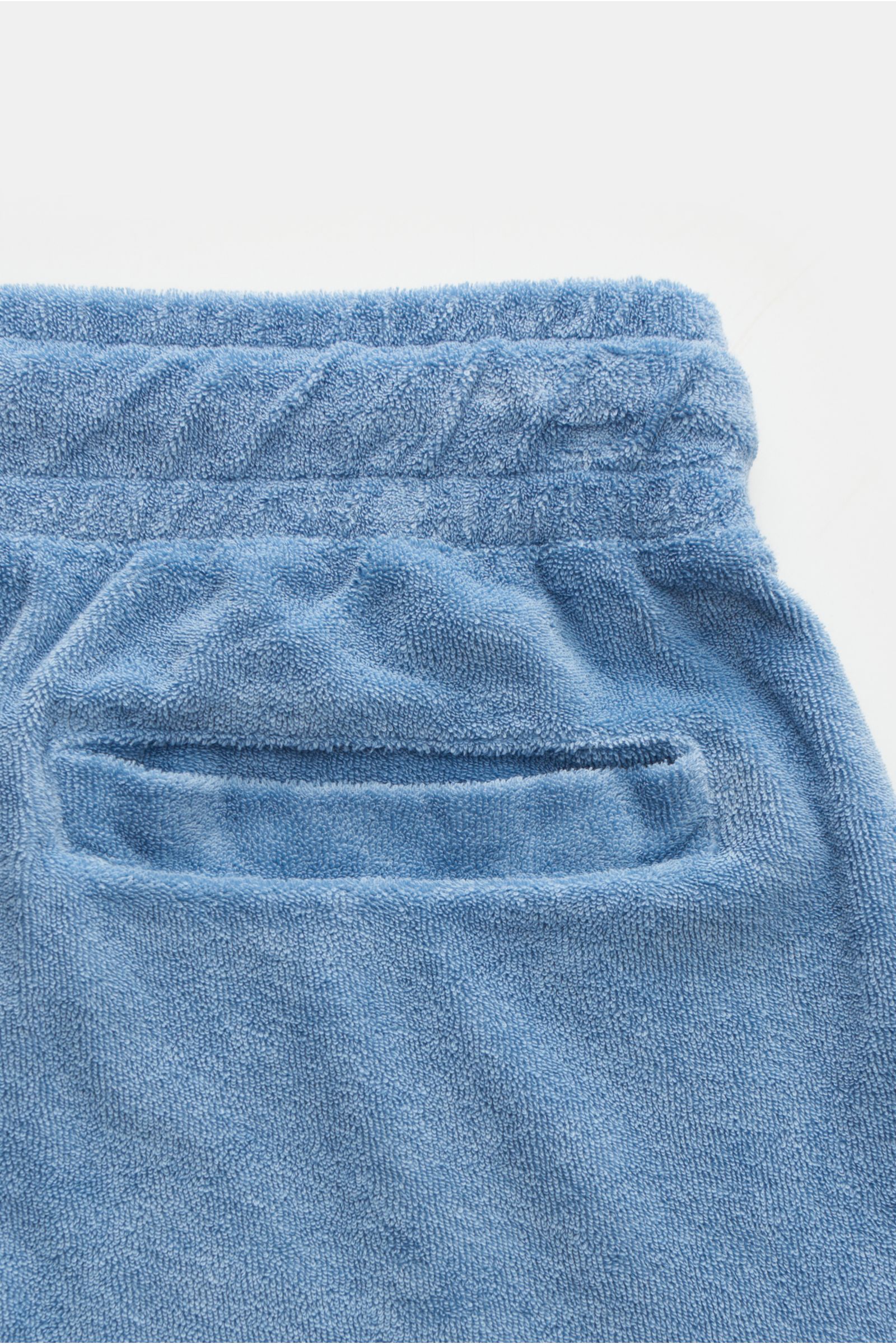 04651/ A trip in a bag Frottee-Bermudas 'Oyster' hellblau